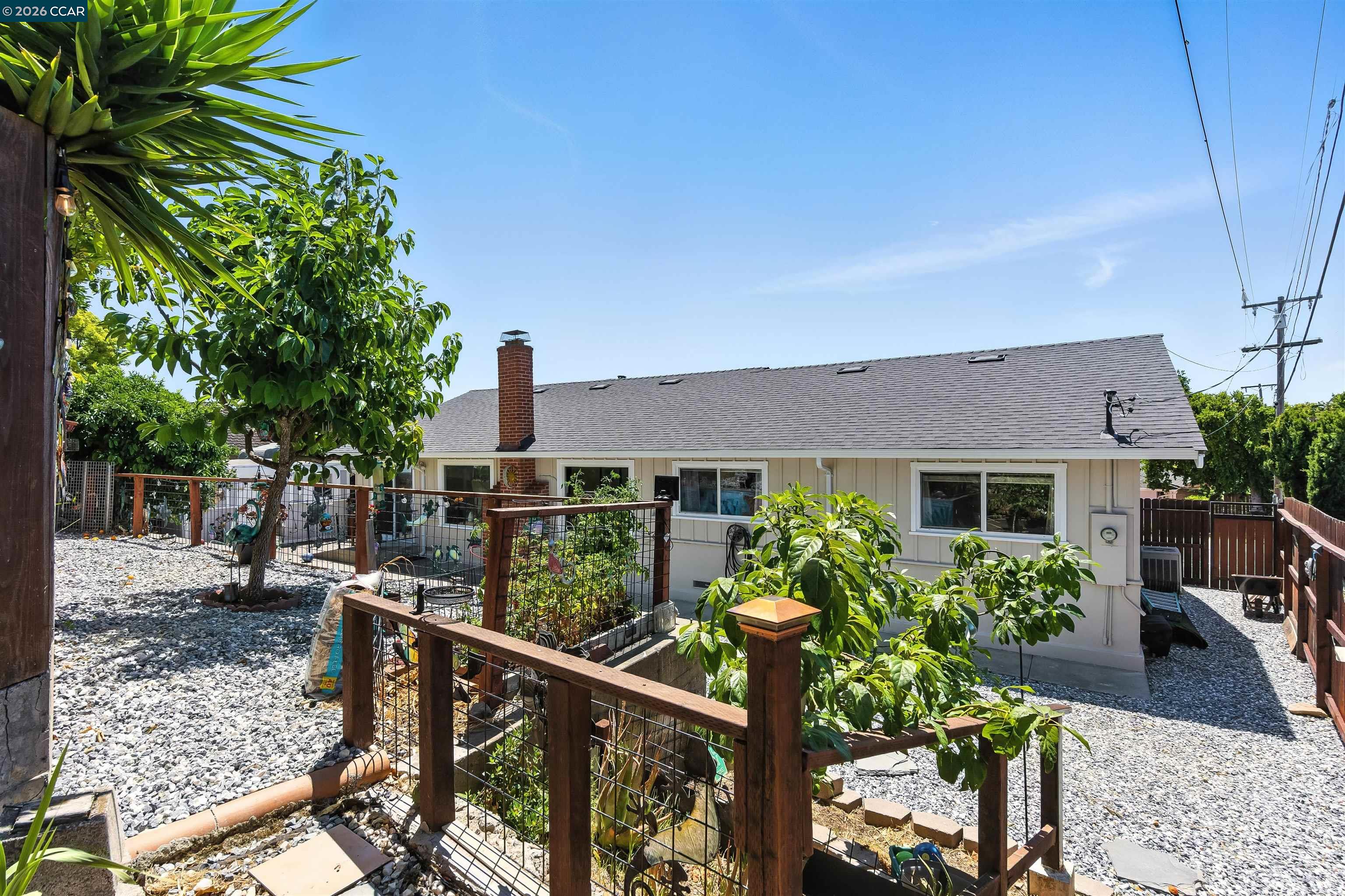 Detail Gallery Image 28 of 37 For 1201 Valle Vista Ave, Vallejo,  CA 94589-2826 - 3 Beds | 2 Baths