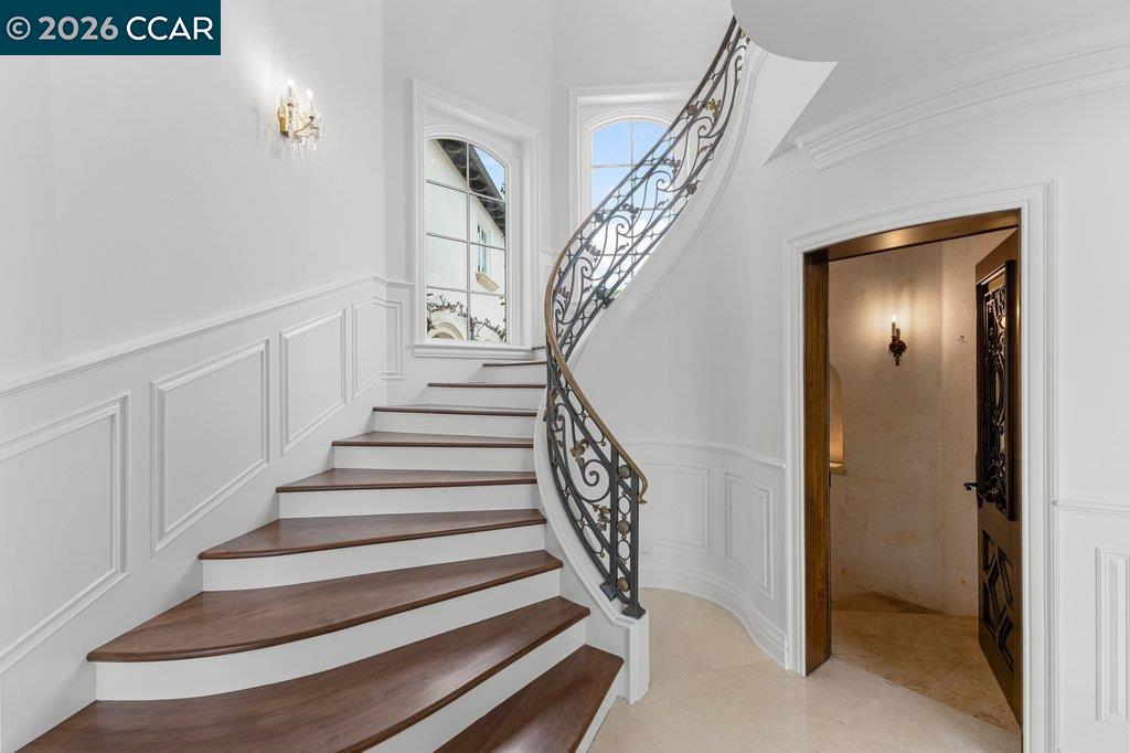 Detail Gallery Image 28 of 60 For 10 Serenity Ln, Alamo,  CA 94507 - 12 Beds | 13/3 Baths