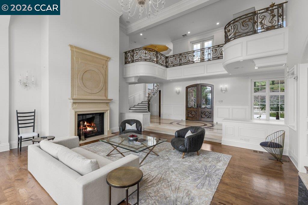 Detail Gallery Image 4 of 60 For 10 Serenity Ln, Alamo,  CA 94507 - 12 Beds | 13/3 Baths