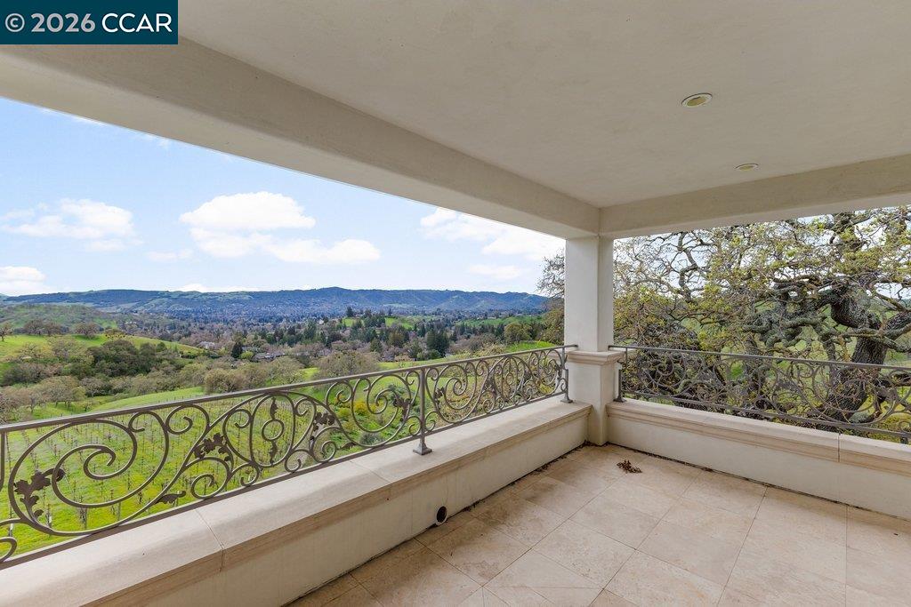 Detail Gallery Image 45 of 60 For 10 Serenity Ln, Alamo,  CA 94507 - 12 Beds | 13/3 Baths