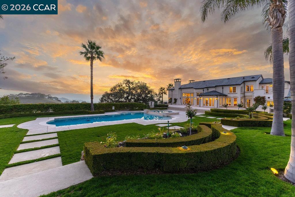 Detail Gallery Image 51 of 60 For 10 Serenity Ln, Alamo,  CA 94507 - 12 Beds | 13/3 Baths