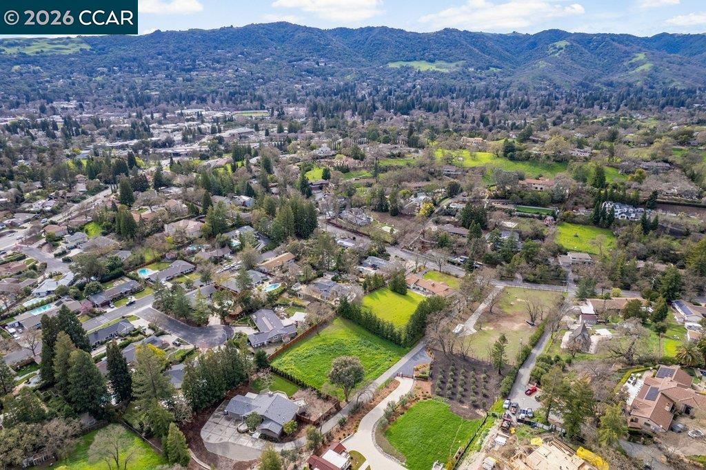 Detail Gallery Image 12 of 20 For 550 El Pintado, Danville,  CA 94526 - – Beds | – Baths
