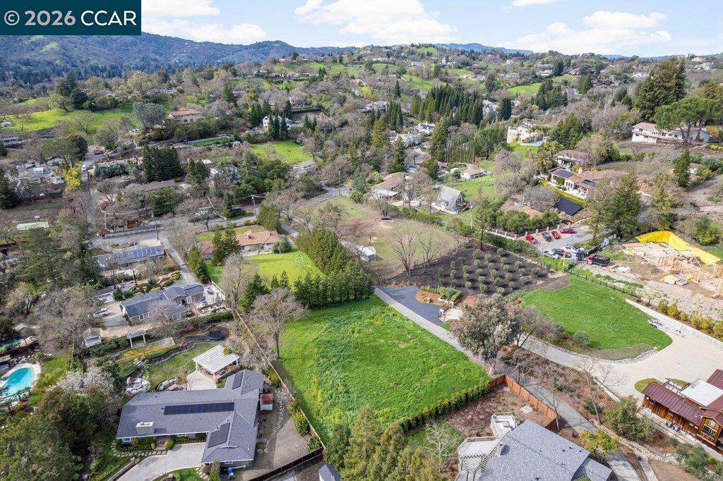 Detail Gallery Image 9 of 20 For 550 El Pintado, Danville,  CA 94526 - – Beds | – Baths