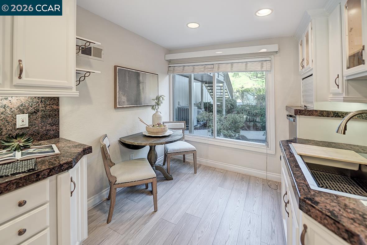 Photo #12: 41125531 Listing: Photo #12