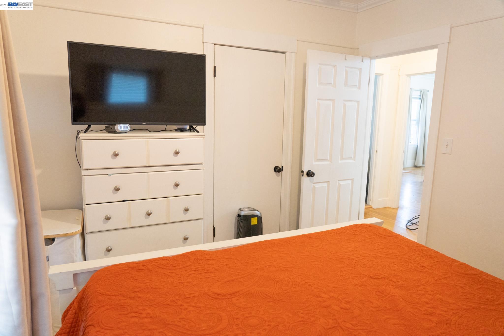 Detail Gallery Image 13 of 22 For 2921 Havenscourt Blvd, Oakland,  CA 94605 - 2 Beds | 1 Baths