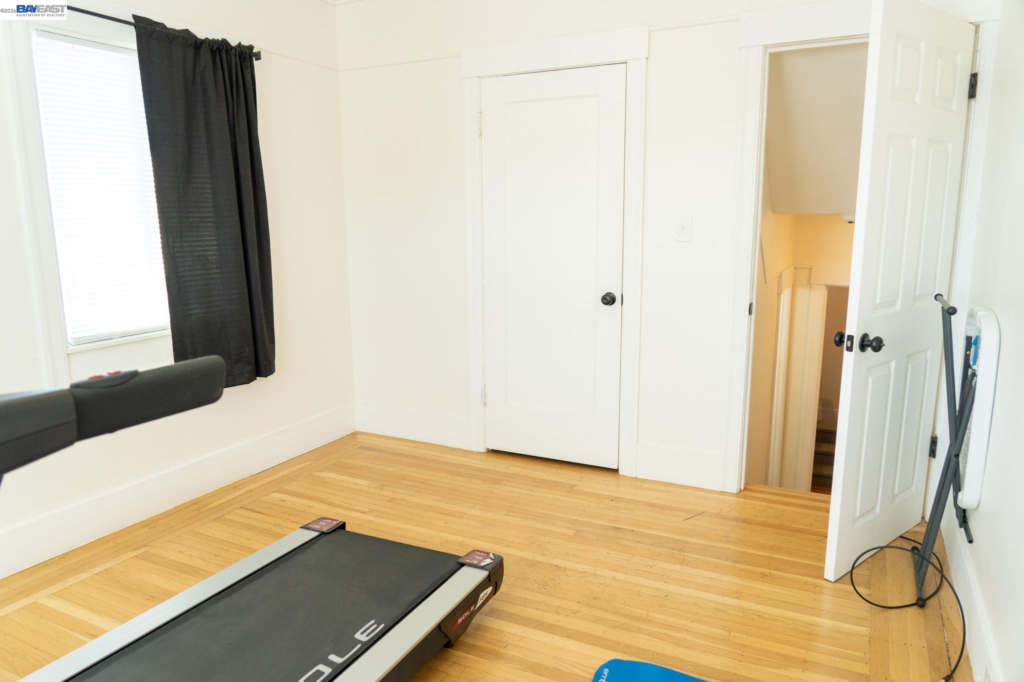 Detail Gallery Image 14 of 22 For 2921 Havenscourt Blvd, Oakland,  CA 94605 - 2 Beds | 1 Baths