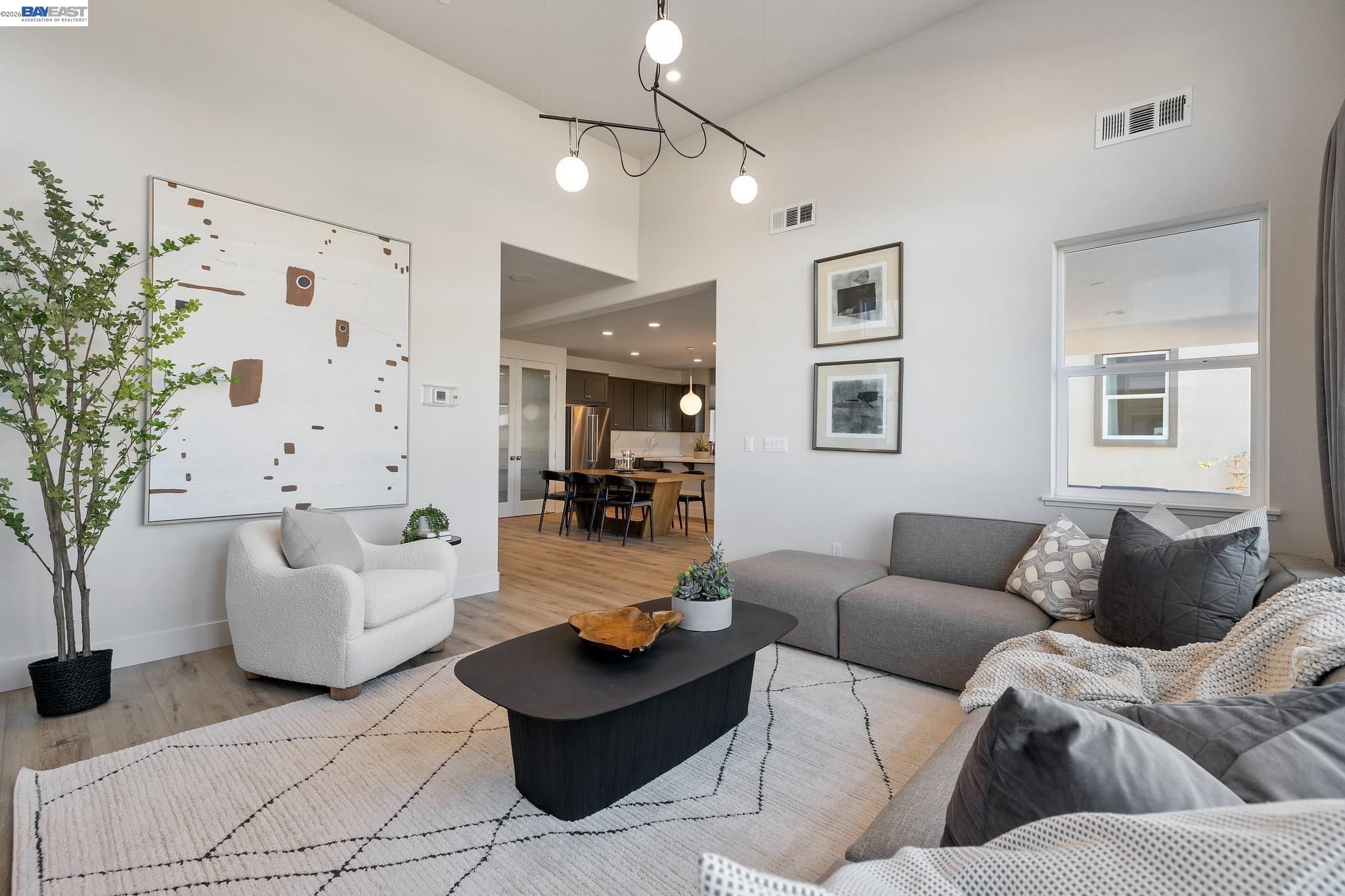 Detail Gallery Image 23 of 60 For 1512 Millennium Way, Fairfield,  CA 94533 - 5 Beds | 4 Baths