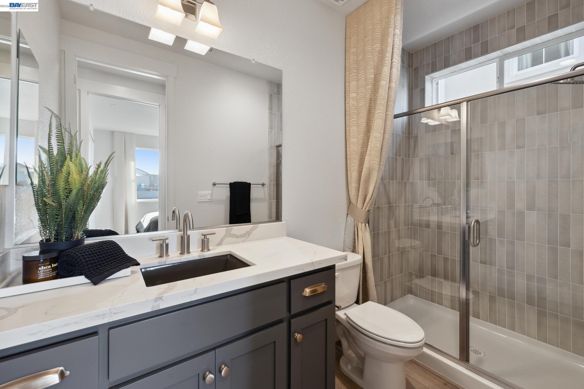 Detail Gallery Image 28 of 60 For 1512 Millennium Way, Fairfield,  CA 94533 - 5 Beds | 4 Baths