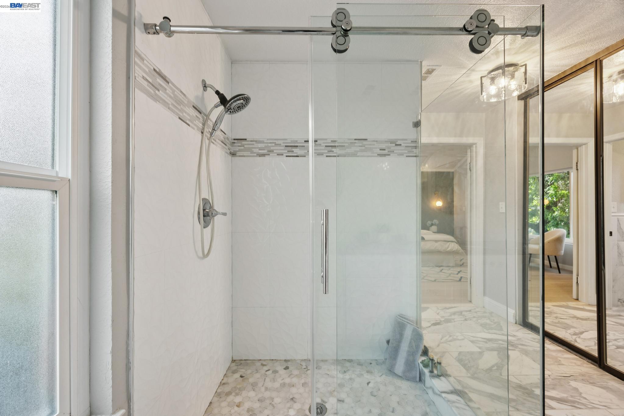 Detail Gallery Image 22 of 38 For 30 Sea Brg, Alameda,  CA 94502 - 3 Beds | 2/1 Baths