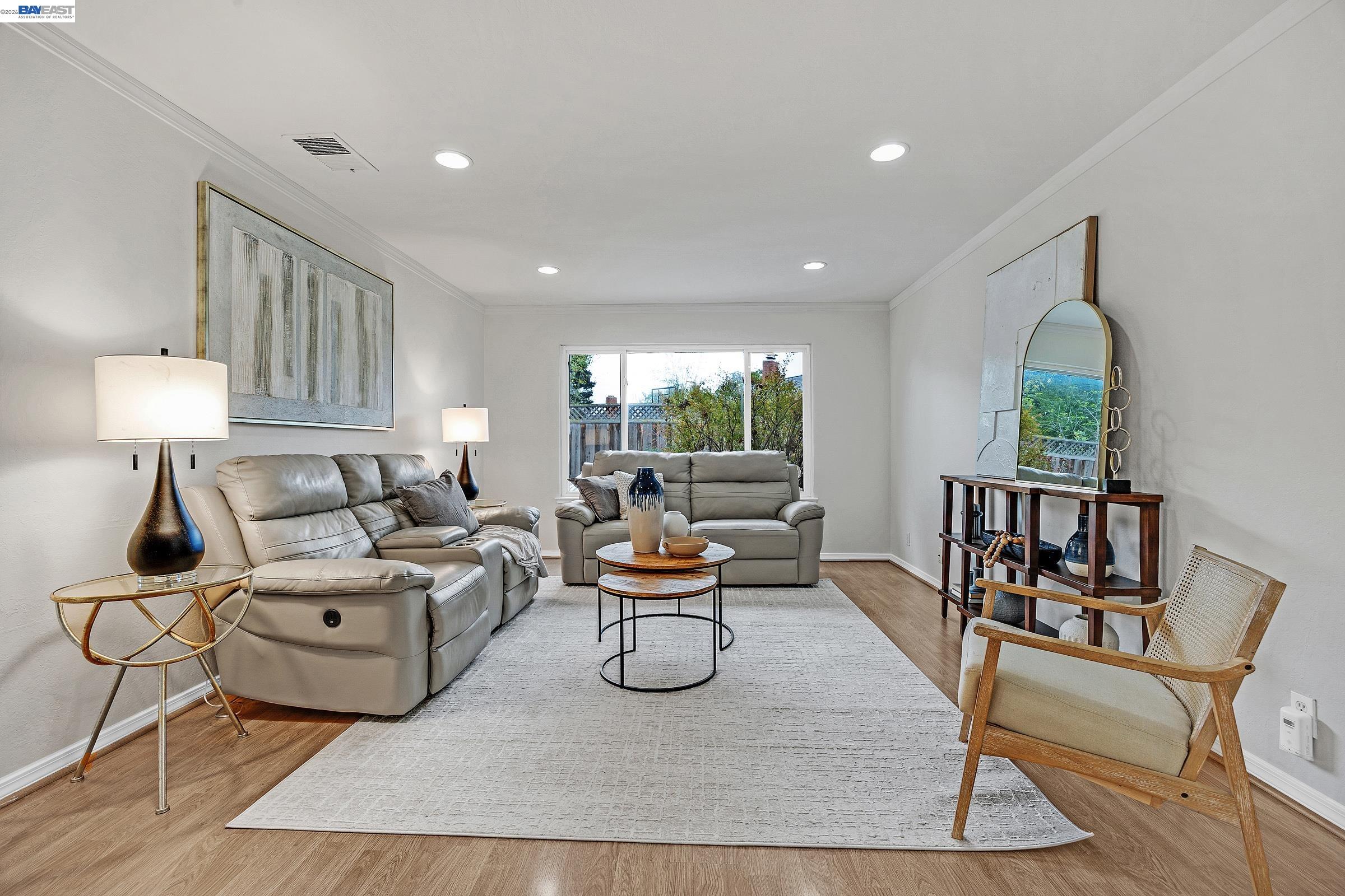 Detail Gallery Image 13 of 43 For 4034 Francisco St, Pleasanton,  CA 94566 - 4 Beds | 2 Baths