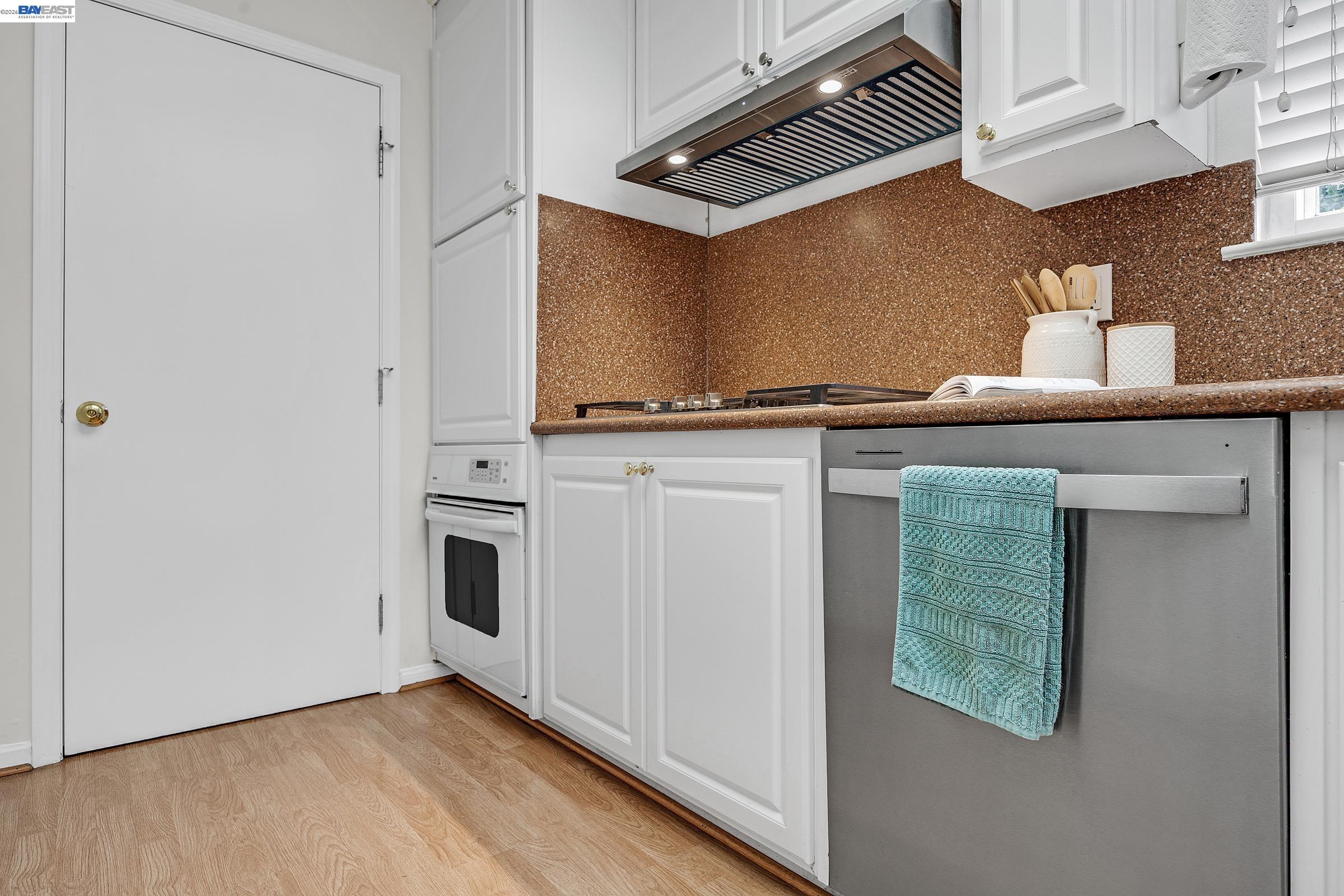 Detail Gallery Image 17 of 32 For 4034 Francisco St, Pleasanton,  CA 94566 - 4 Beds | 2 Baths