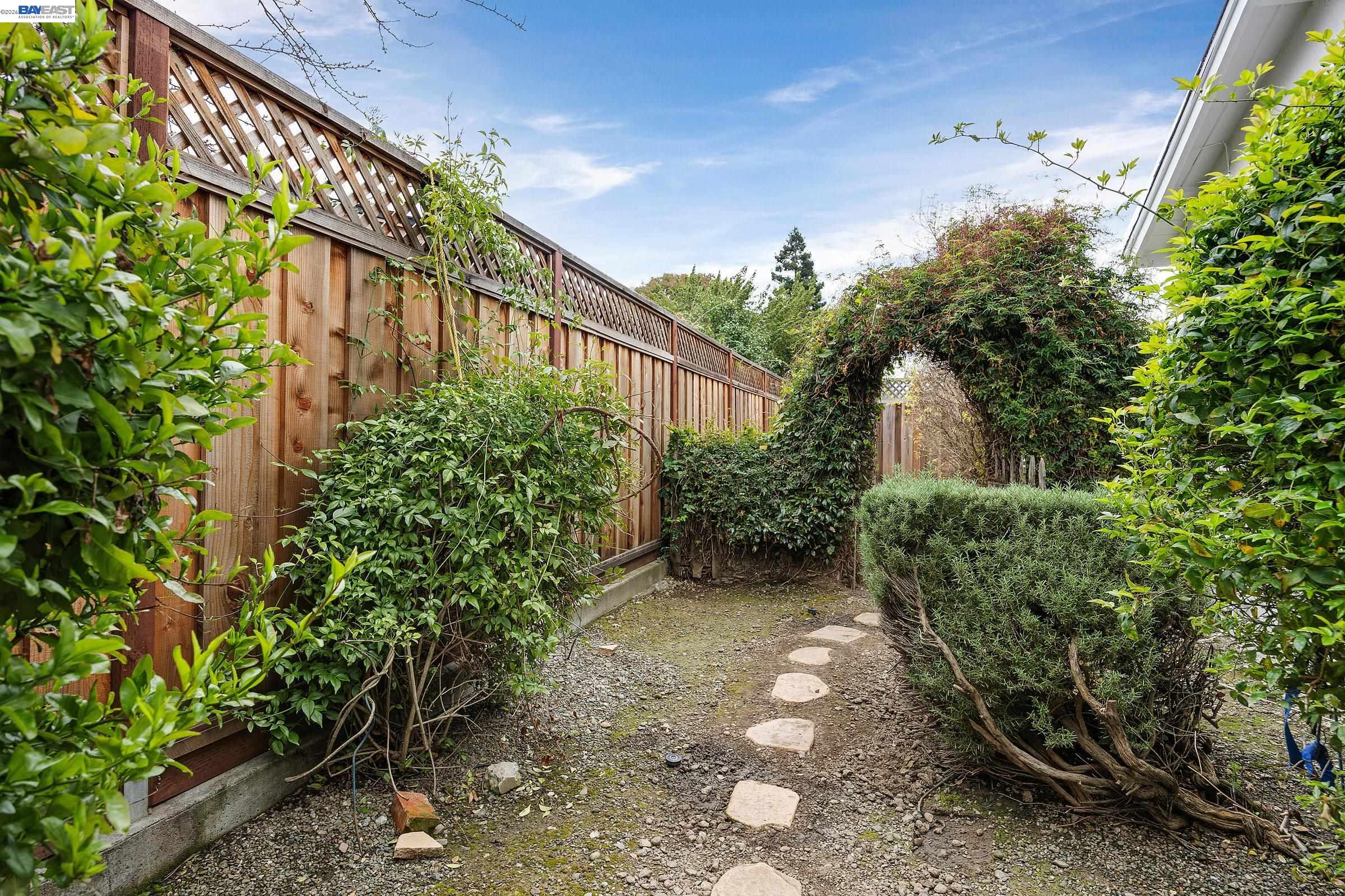 Detail Gallery Image 32 of 32 For 4034 Francisco St, Pleasanton,  CA 94566 - 4 Beds | 2 Baths