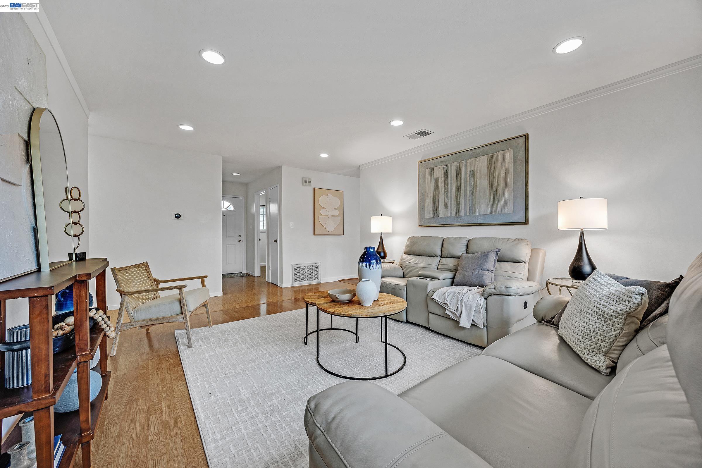 Detail Gallery Image 9 of 32 For 4034 Francisco St, Pleasanton,  CA 94566 - 4 Beds | 2 Baths