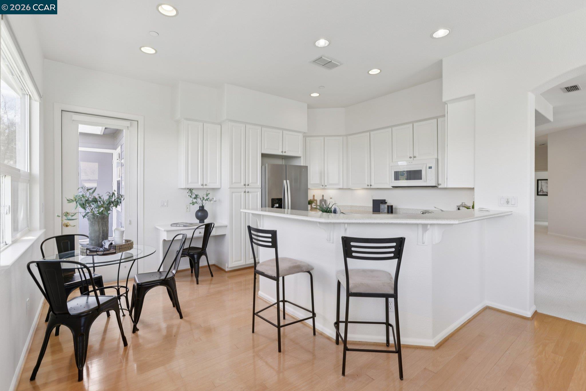 Photo #16: 41125537 Listing: Photo #16