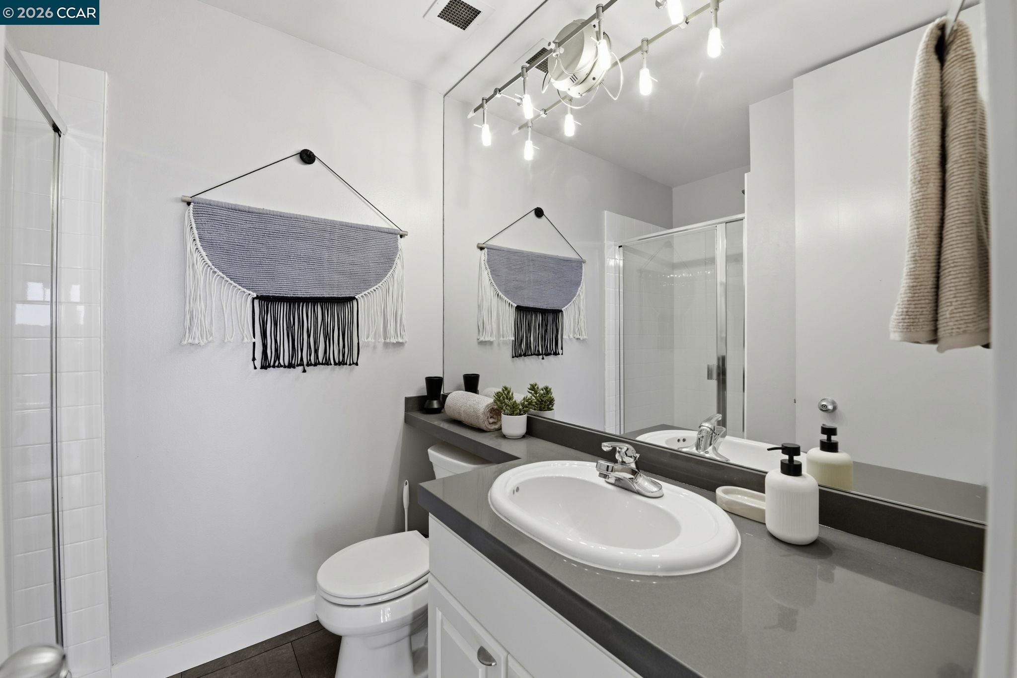 Photo #23: 41125538 Listing: Photo #23