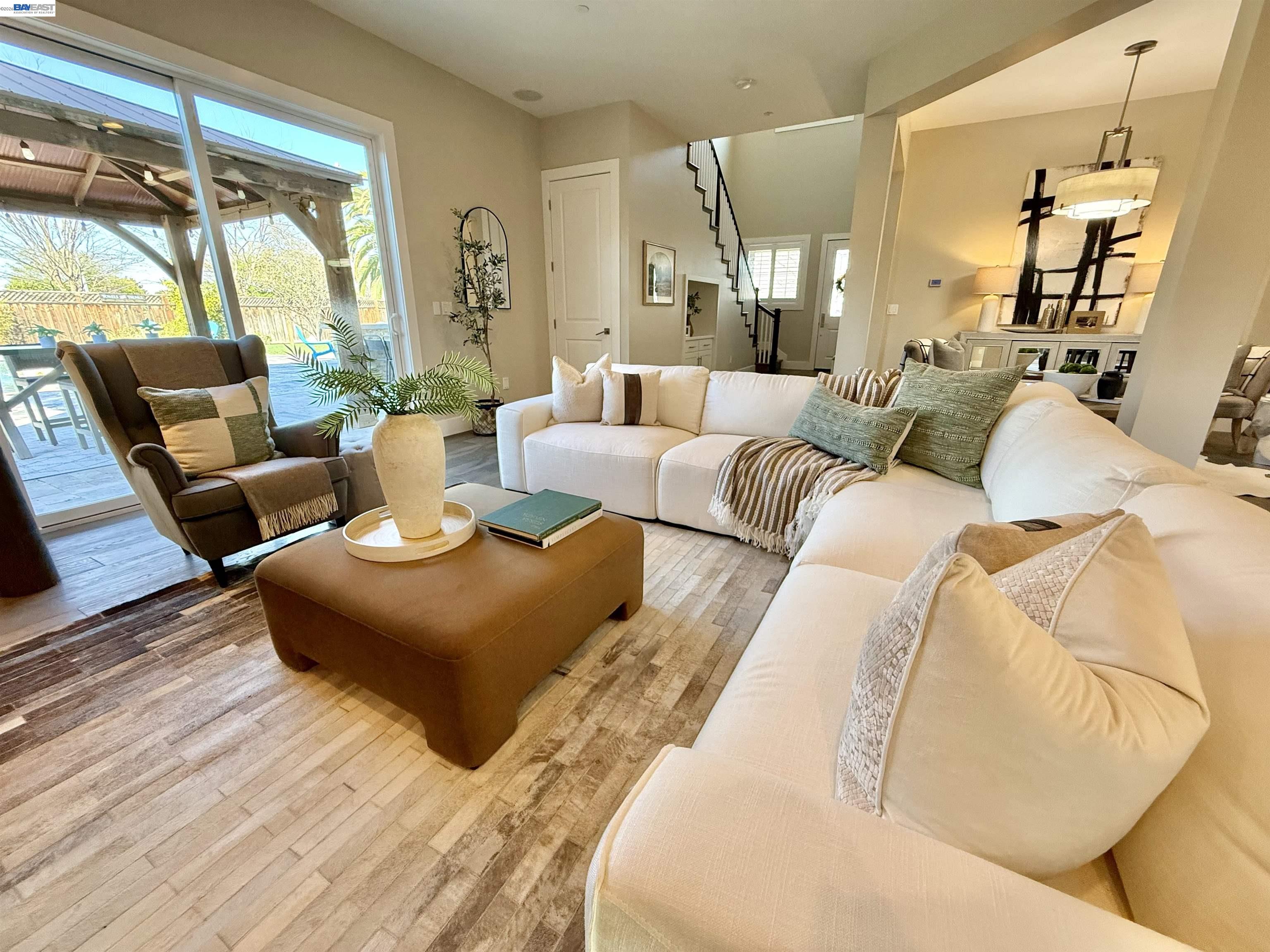 Detail Gallery Image 9 of 60 For 1500 Arroyo Rd, Livermore,  CA 94550 - 4 Beds | 3 Baths