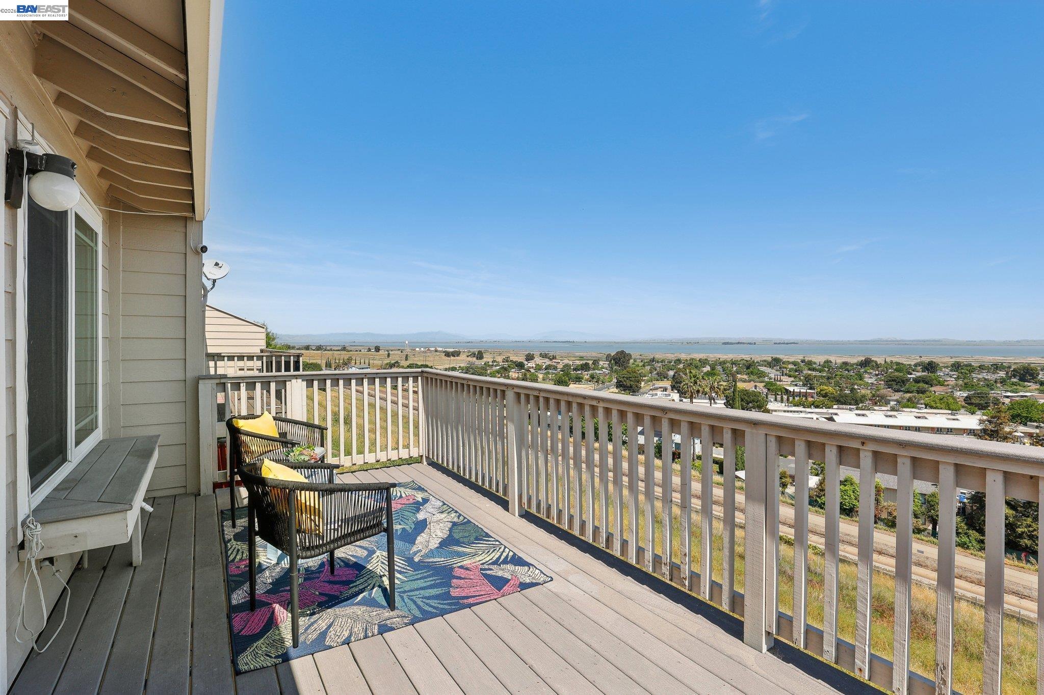 Detail Gallery Image 14 of 27 For 323 Rosemarie Pl, Bay Point,  CA 94565 - 3 Beds | 2/1 Baths