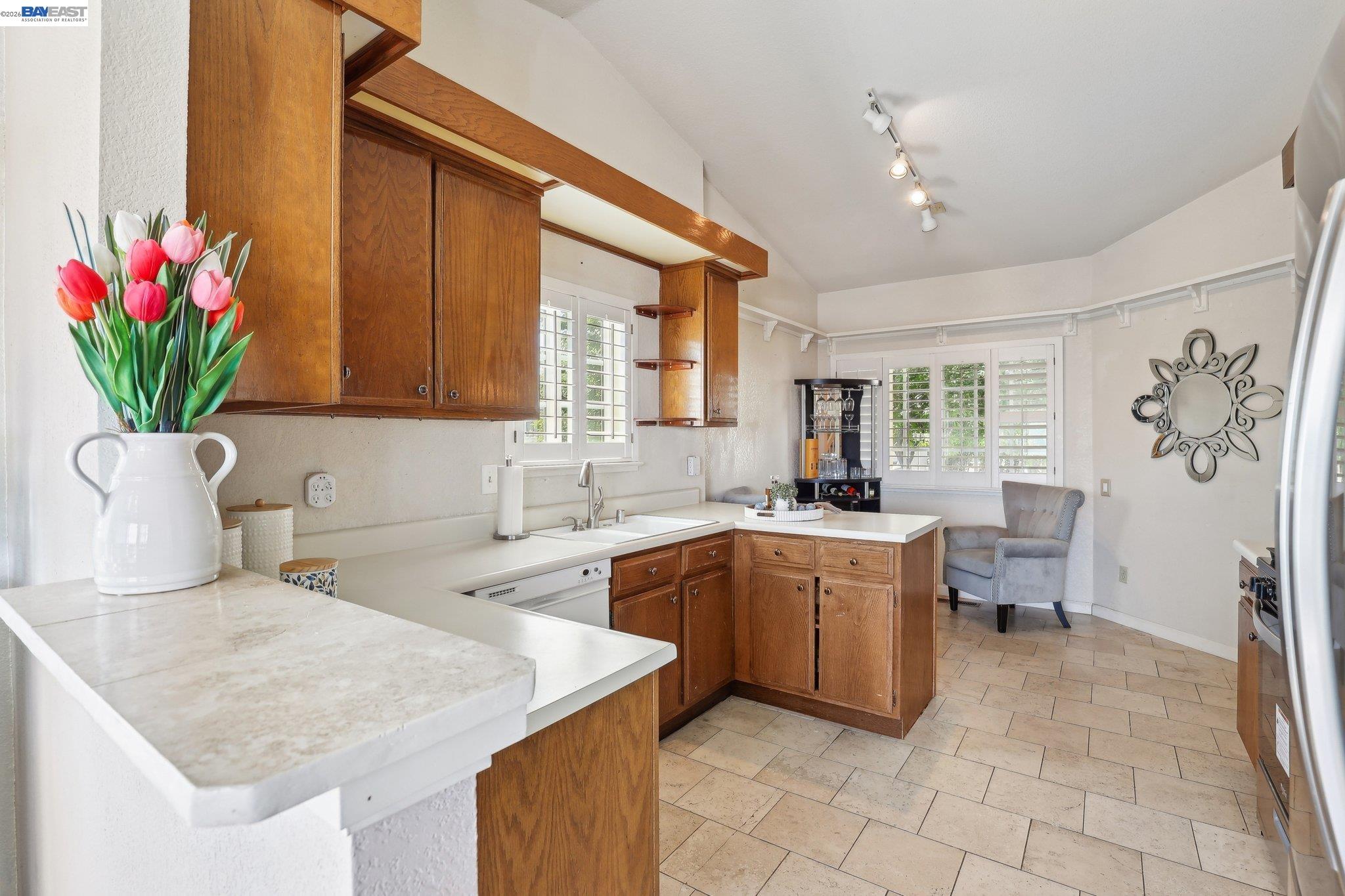 Detail Gallery Image 8 of 27 For 323 Rosemarie Pl, Bay Point,  CA 94565 - 3 Beds | 2/1 Baths