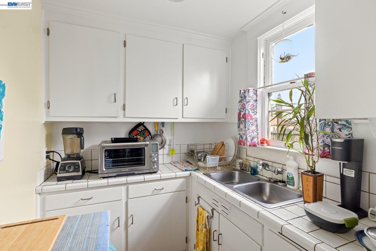 Detail Gallery Image 23 of 50 For 1527 8th St, Alameda,  CA 94501 - – Beds | – Baths