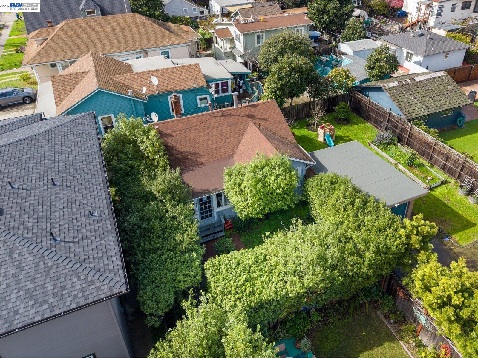 Detail Gallery Image 44 of 50 For 1527 8th St, Alameda,  CA 94501 - – Beds | – Baths