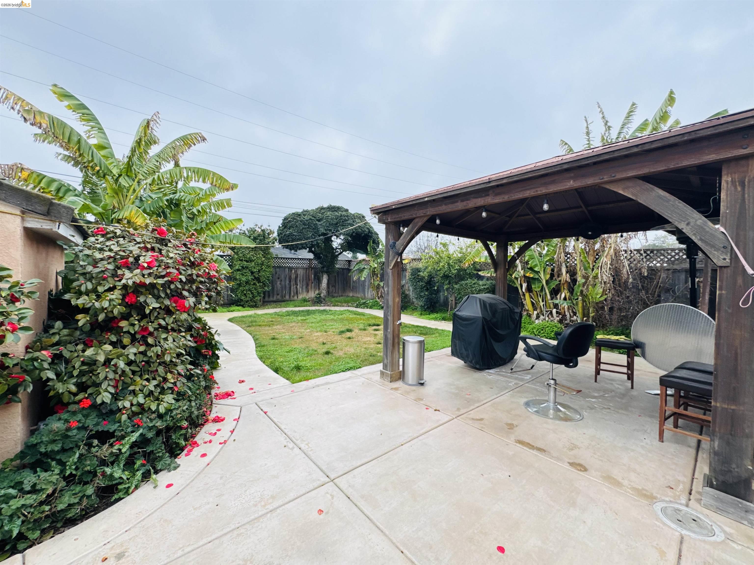 Detail Gallery Image 12 of 19 For 40 E Harper St, Stockton,  CA 95204 - 3 Beds | 2 Baths