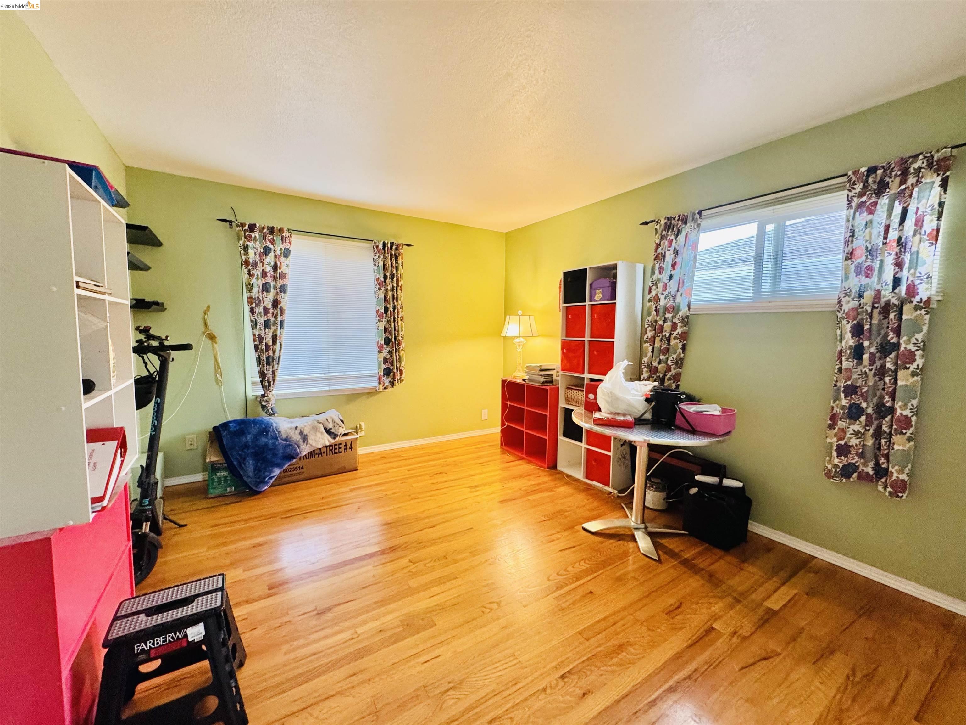 Detail Gallery Image 9 of 19 For 40 E Harper St, Stockton,  CA 95204 - 3 Beds | 2 Baths