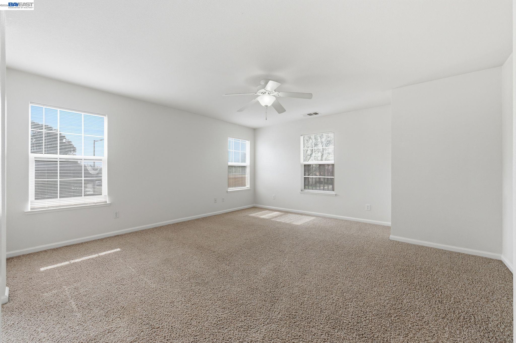 Detail Gallery Image 11 of 28 For 1405 Cat Tail Dr, Stockton,  CA 95204 - 4 Beds | 2/1 Baths