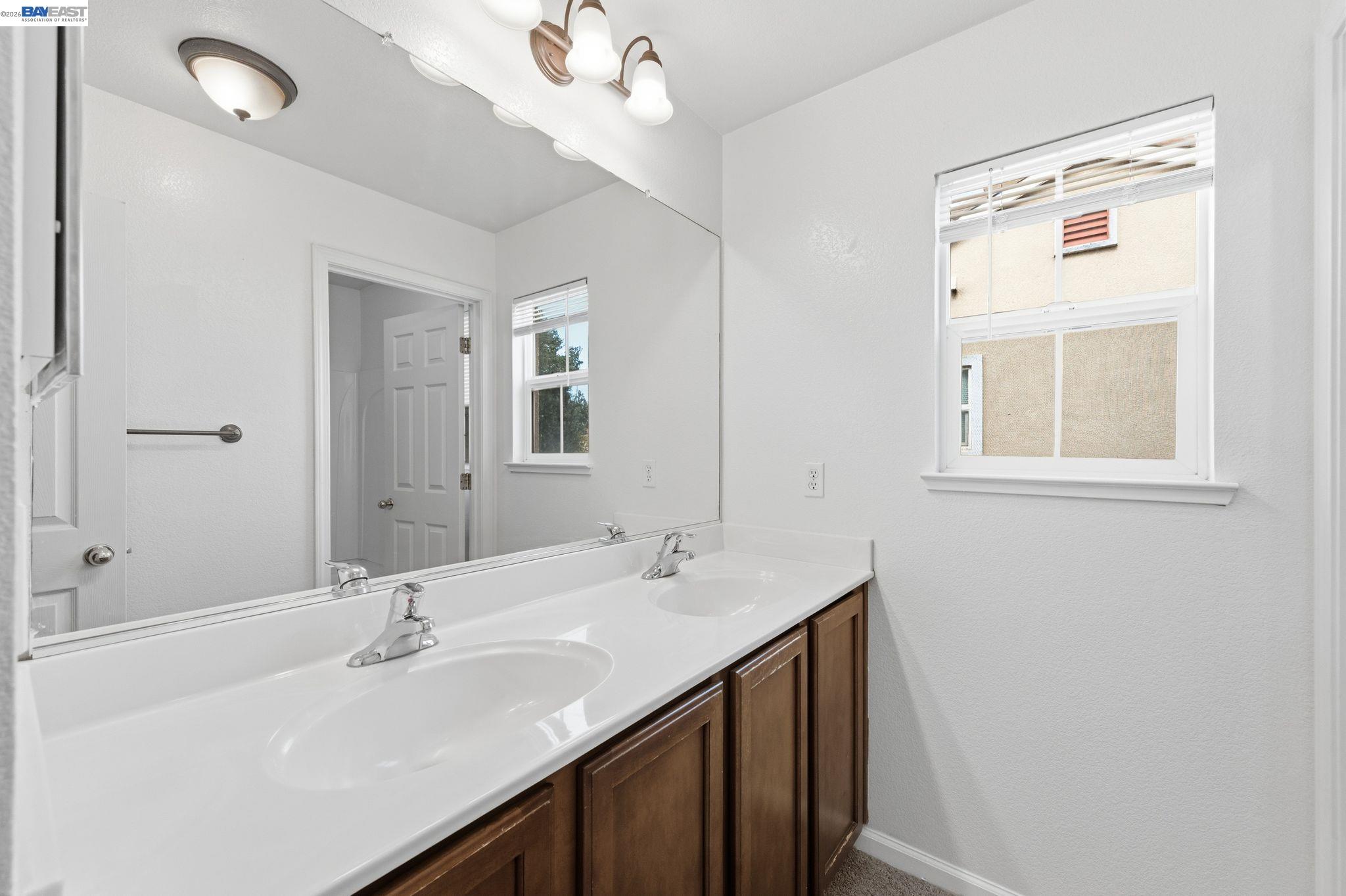 Detail Gallery Image 22 of 28 For 1405 Cat Tail Dr, Stockton,  CA 95204 - 4 Beds | 2/1 Baths