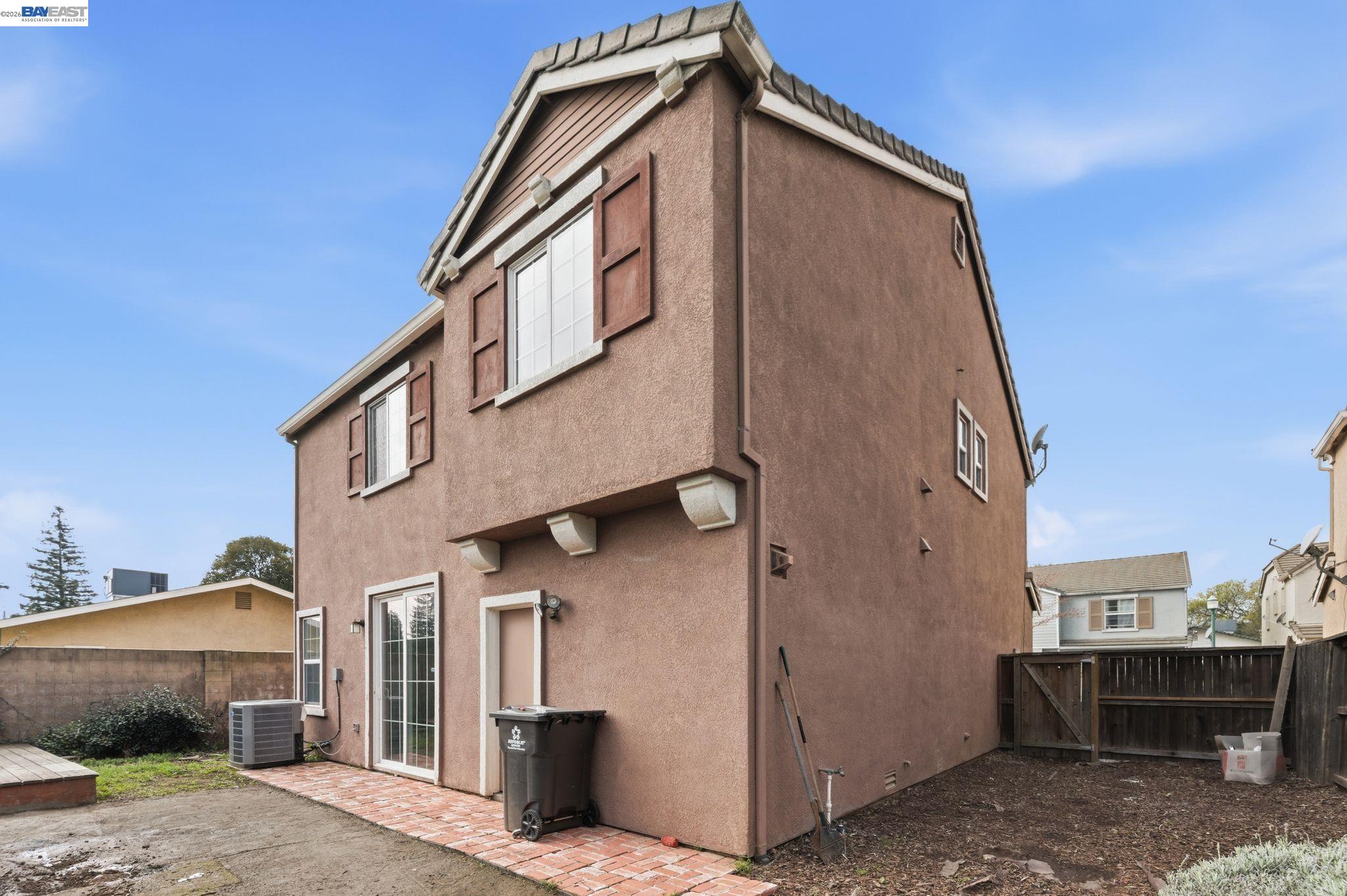 Detail Gallery Image 26 of 28 For 1405 Cat Tail Dr, Stockton,  CA 95204 - 4 Beds | 2/1 Baths