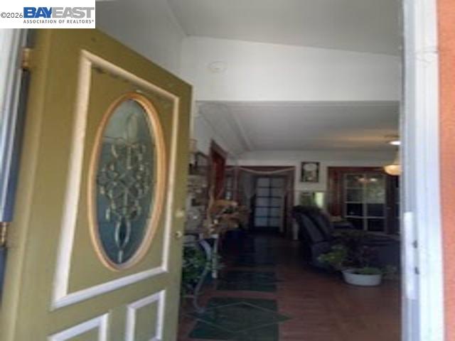 Detail Gallery Image 2 of 6 For 847 W 81st St, Los Angeles,  CA 90044 - 7 Beds | 3 Baths