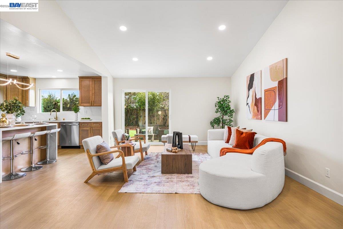 Detail Gallery Image 5 of 57 For 532 Mcduff Ave, Fremont,  CA 94539 - 4 Beds | 3 Baths