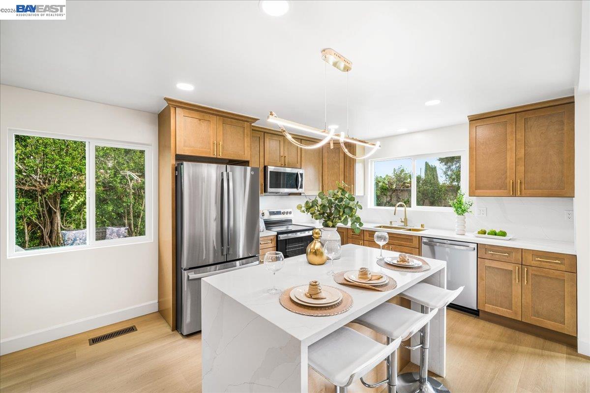 Detail Gallery Image 9 of 57 For 532 Mcduff Ave, Fremont,  CA 94539 - 4 Beds | 3 Baths