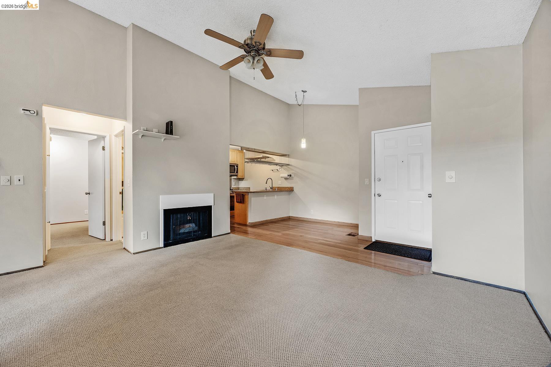 Photo #12: 41125551 Listing: Photo #12