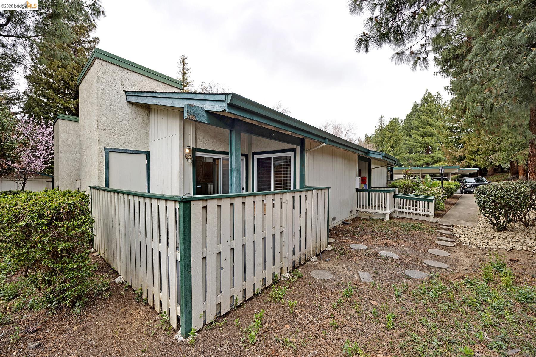 Photo #8: 41125551 Listing: Photo #8