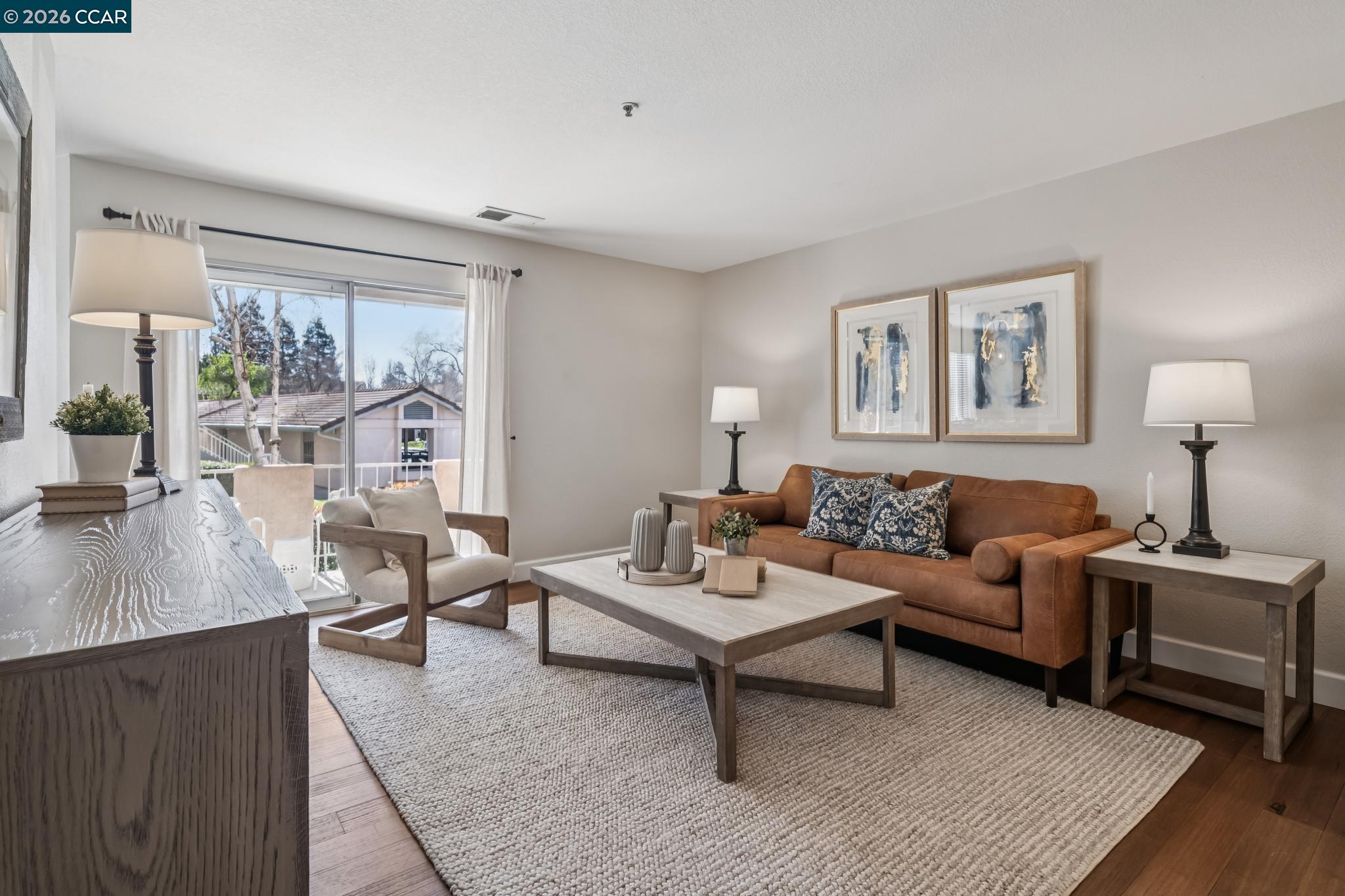 Photo #1: 41125552 Listing: Photo #1