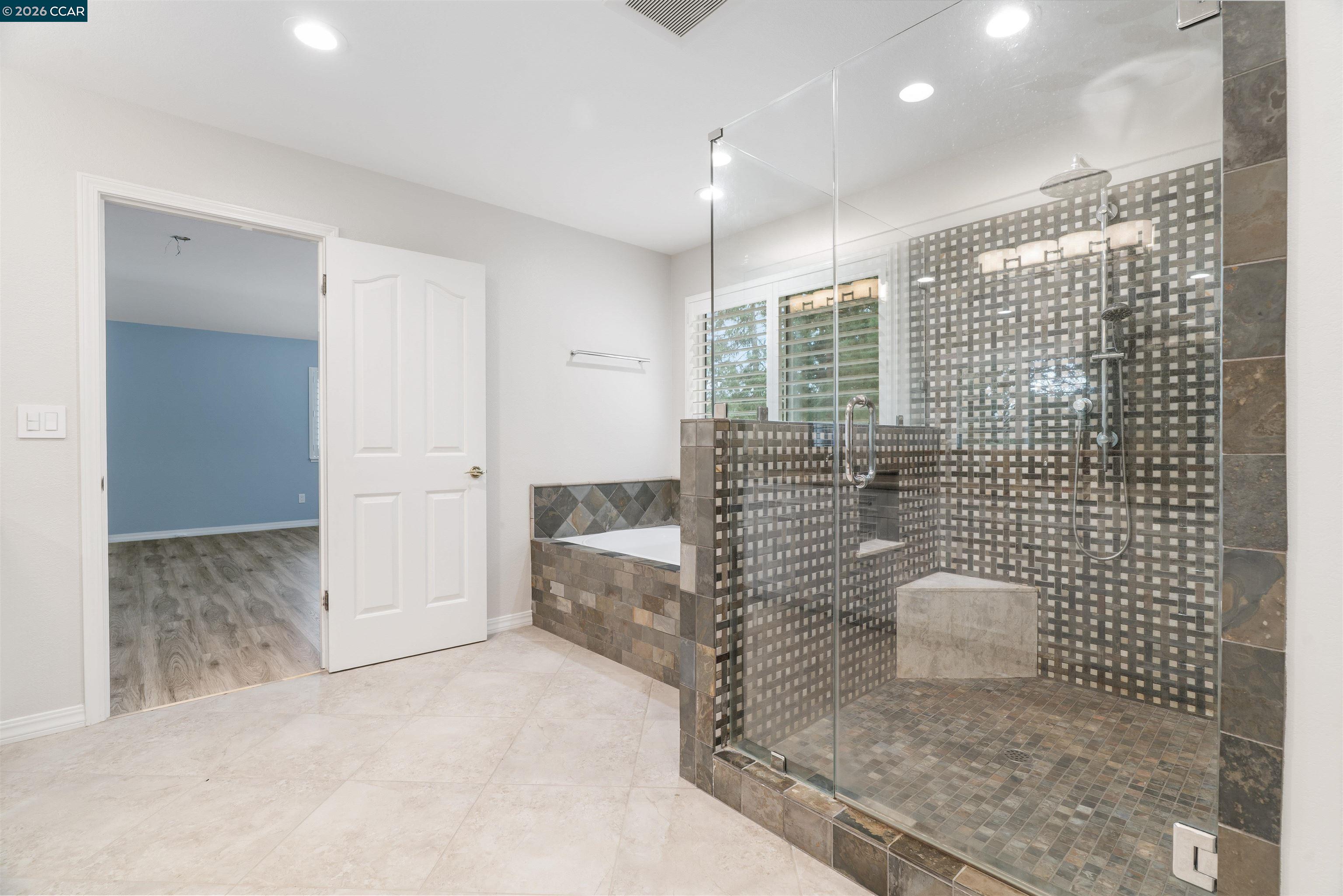 Detail Gallery Image 29 of 51 For 208 Kaitlyn Ln, Danville,  CA 94506 - 5 Beds | 3 Baths