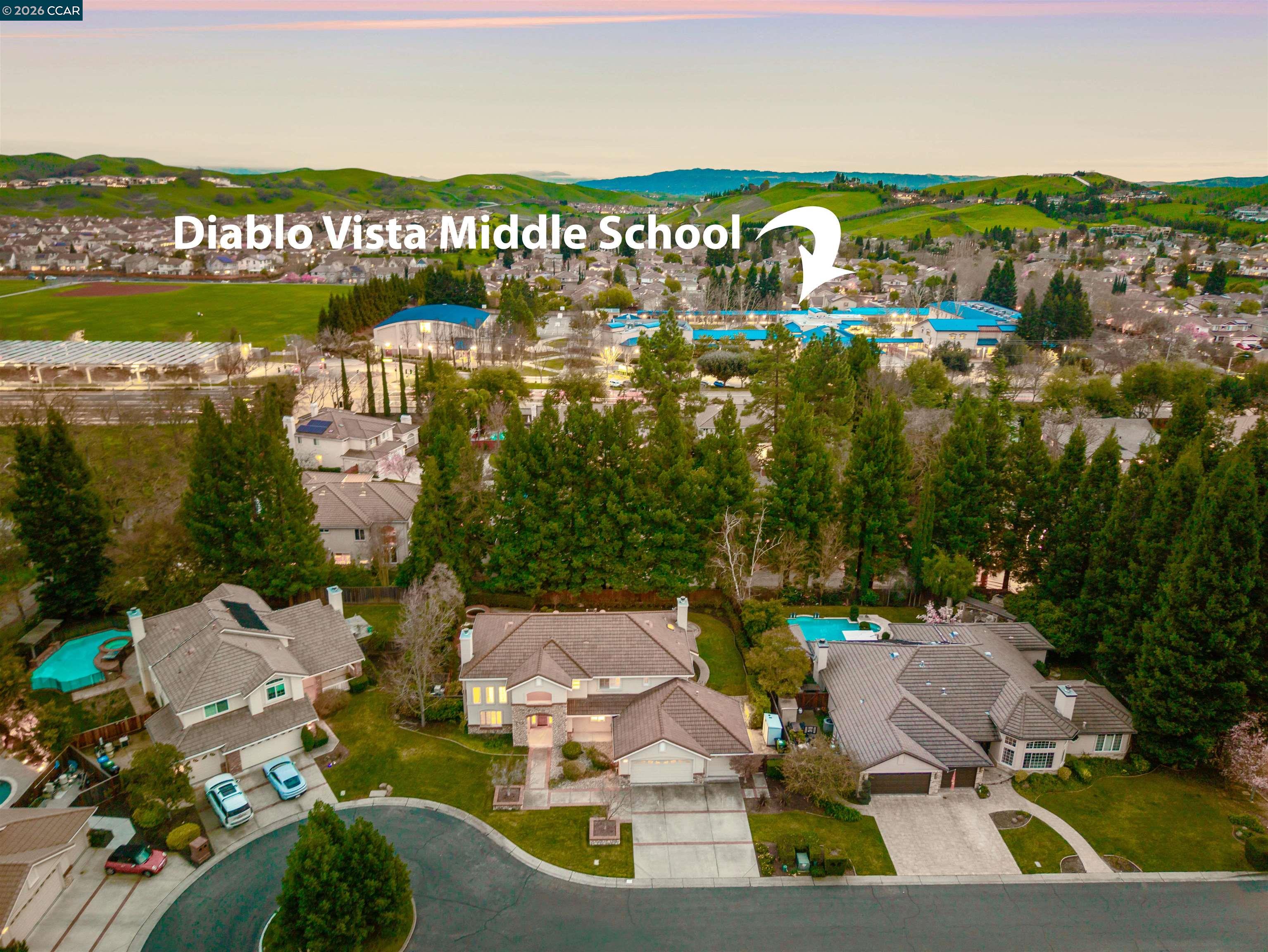 Detail Gallery Image 4 of 50 For 208 Kaitlyn Ln, Danville,  CA 94506 - 5 Beds | 3 Baths