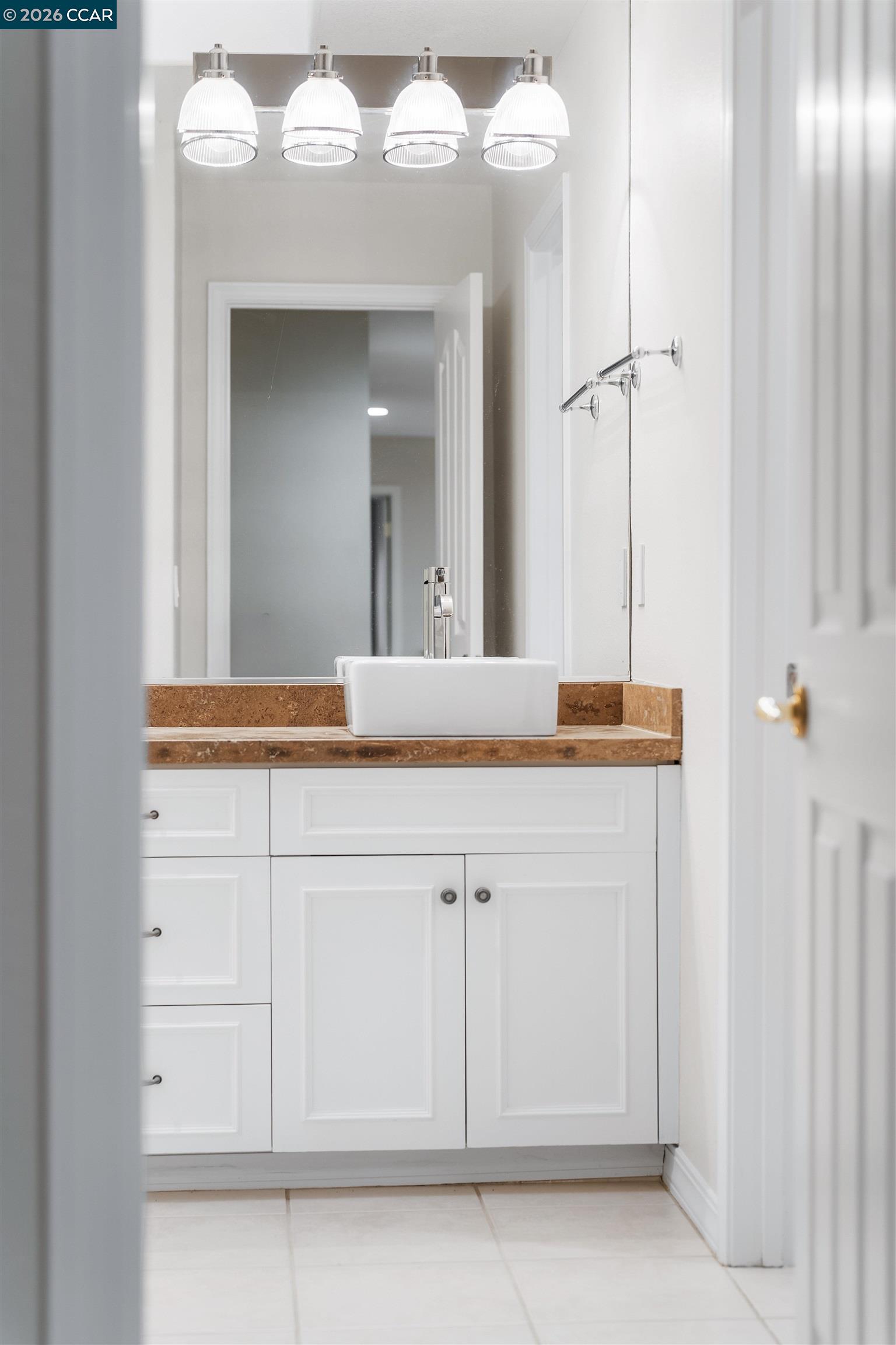 Detail Gallery Image 33 of 50 For 208 Kaitlyn Ln, Danville,  CA 94506 - 5 Beds | 3 Baths