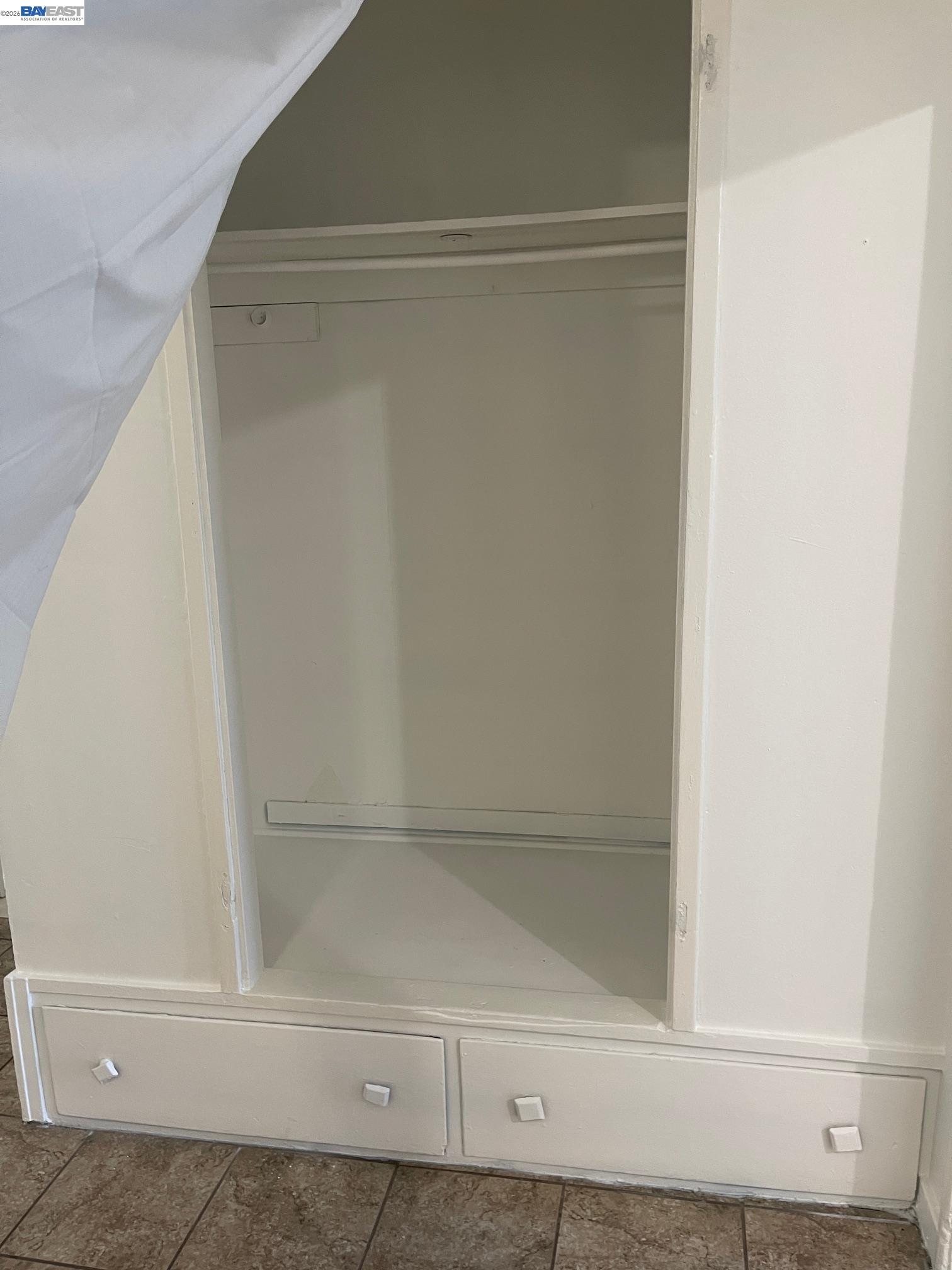 Detail Gallery Image 15 of 36 For 22622 2nd Street, Hayward,  CA 94541 - – Beds | – Baths