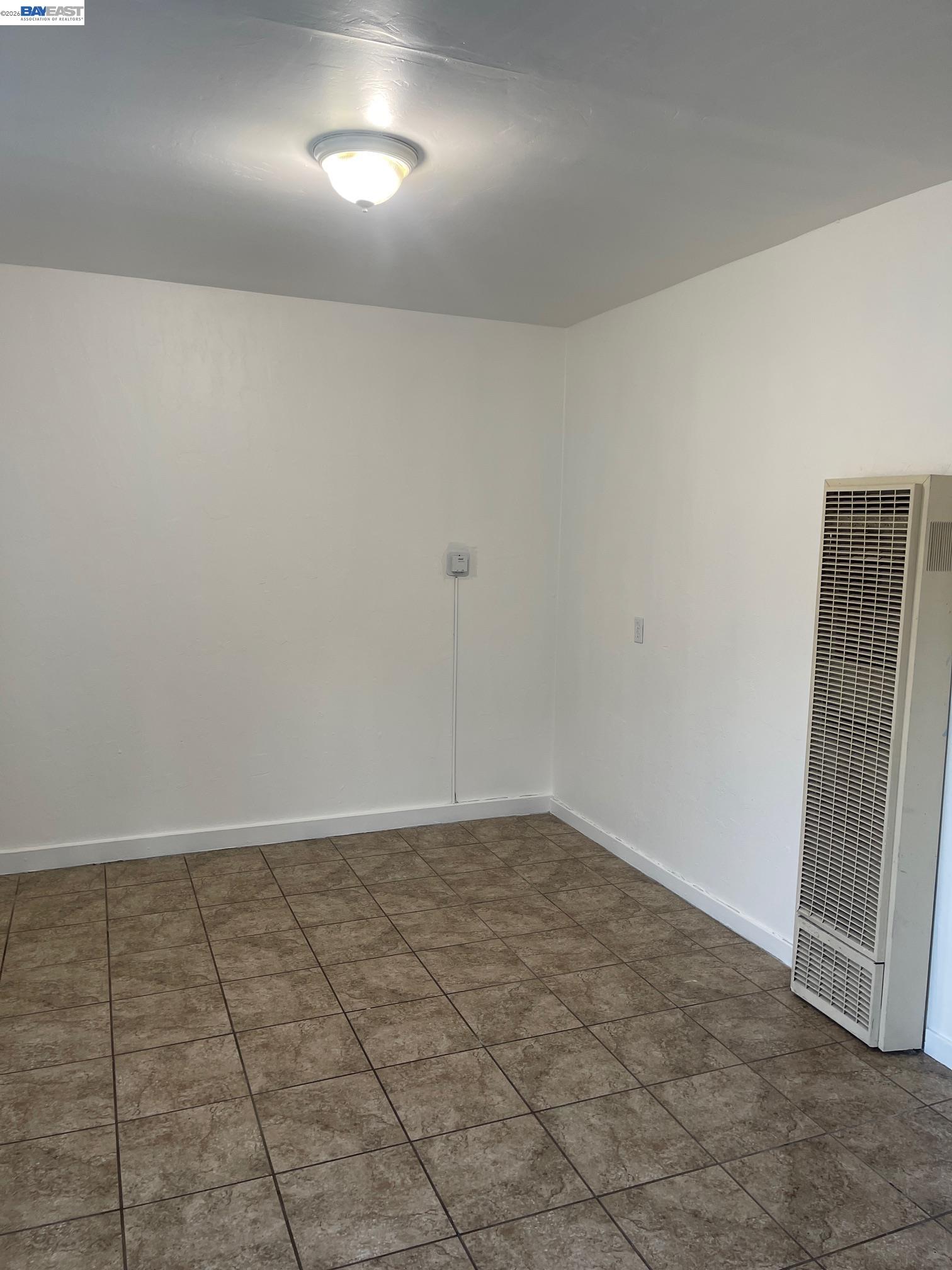 Detail Gallery Image 17 of 36 For 22622 2nd Street, Hayward,  CA 94541 - – Beds | – Baths