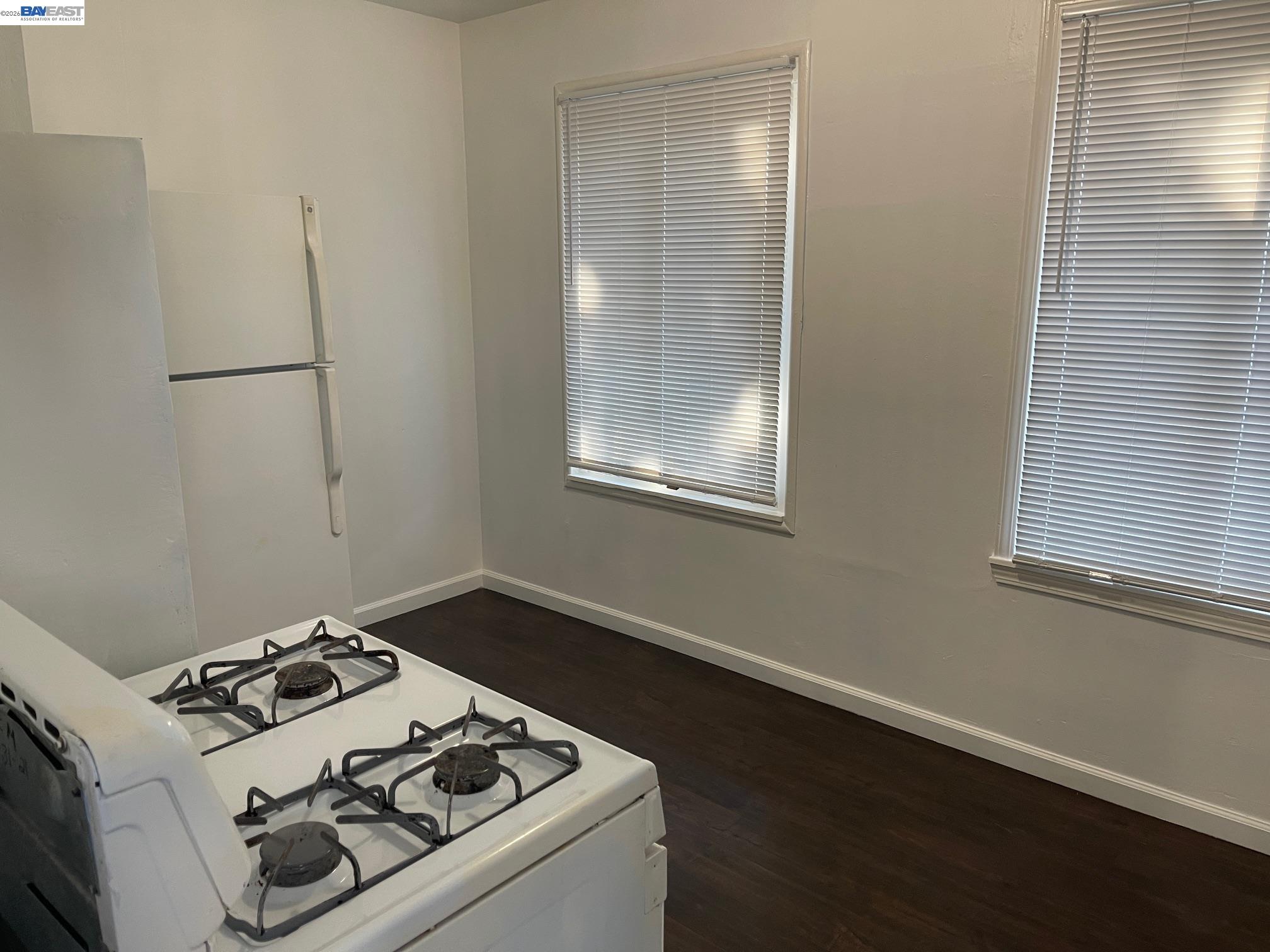 Detail Gallery Image 8 of 36 For 22622 2nd Street, Hayward,  CA 94541 - – Beds | – Baths