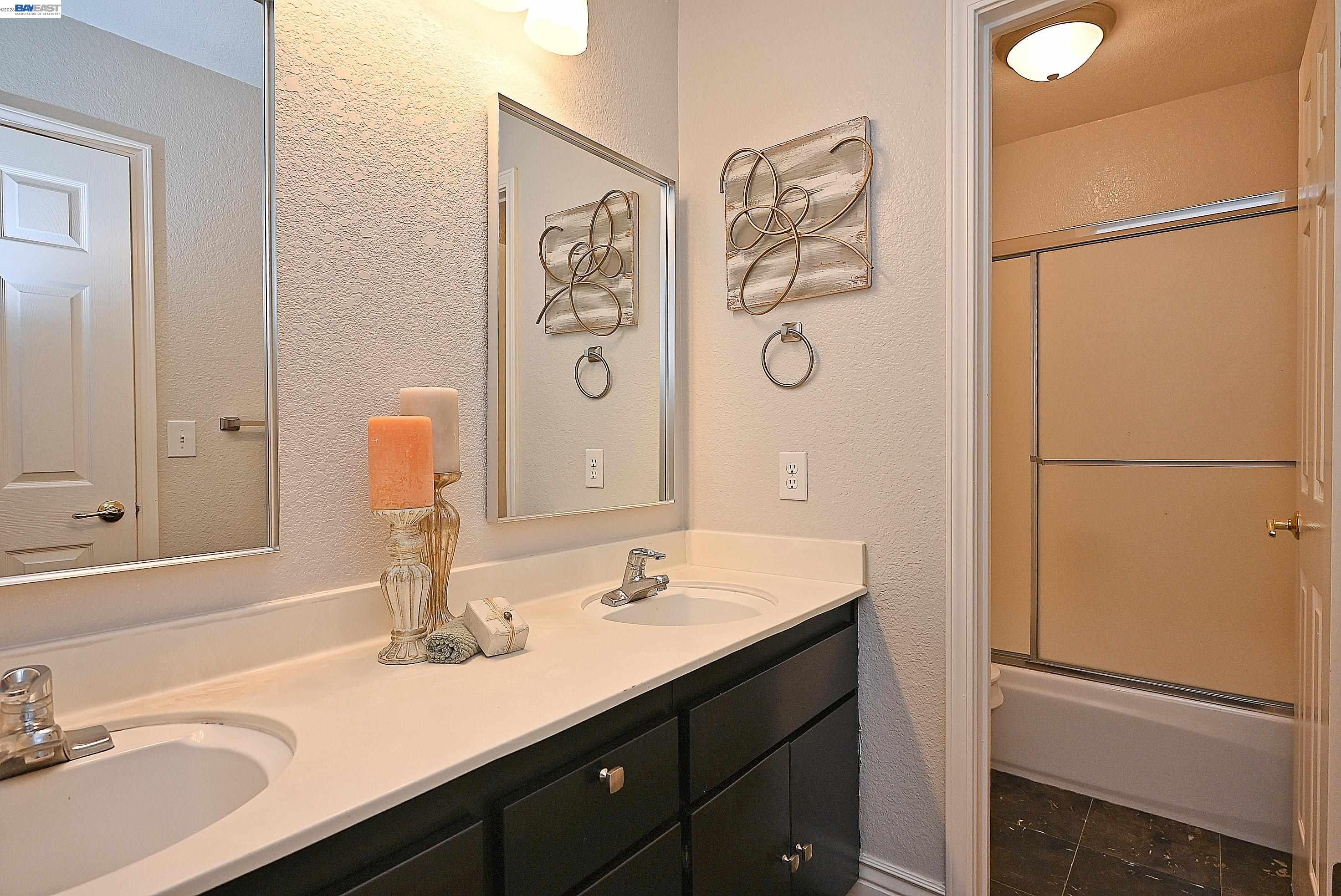 Detail Gallery Image 31 of 50 For 1498 Columbine Way, Livermore,  CA 94551 - 6 Beds | 3 Baths