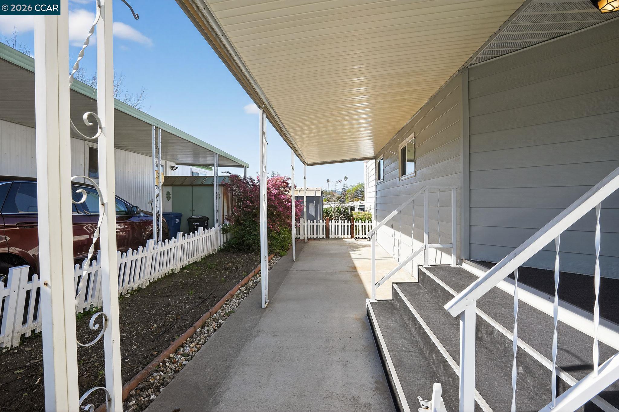 Detail Gallery Image 2 of 30 For 20 Terrace Drive #20,  Concord,  CA 94518 - 2 Beds | 2 Baths