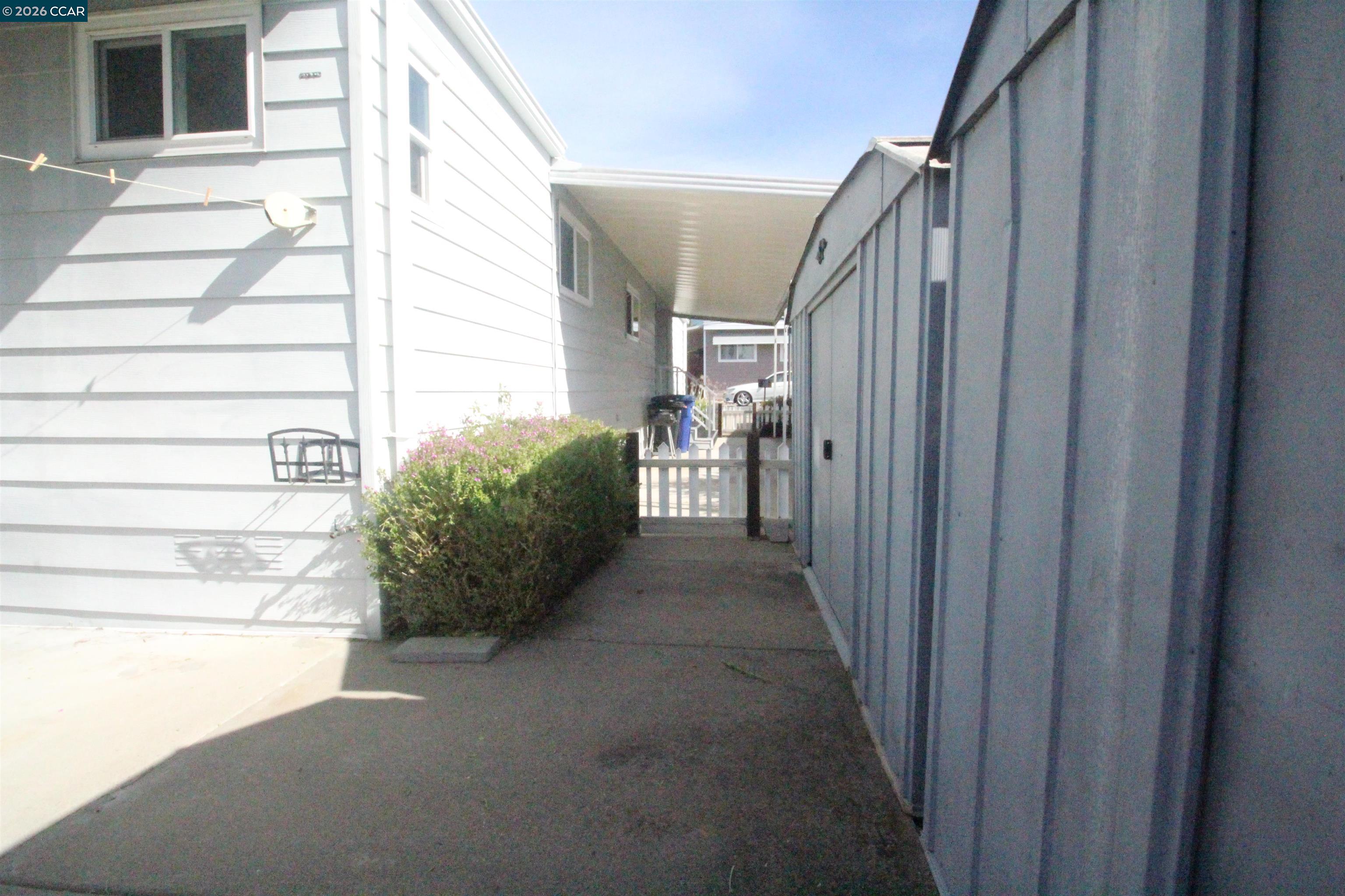 Detail Gallery Image 31 of 34 For 20 Terrace Drive #20,  Concord,  CA 94518 - 2 Beds | 2 Baths