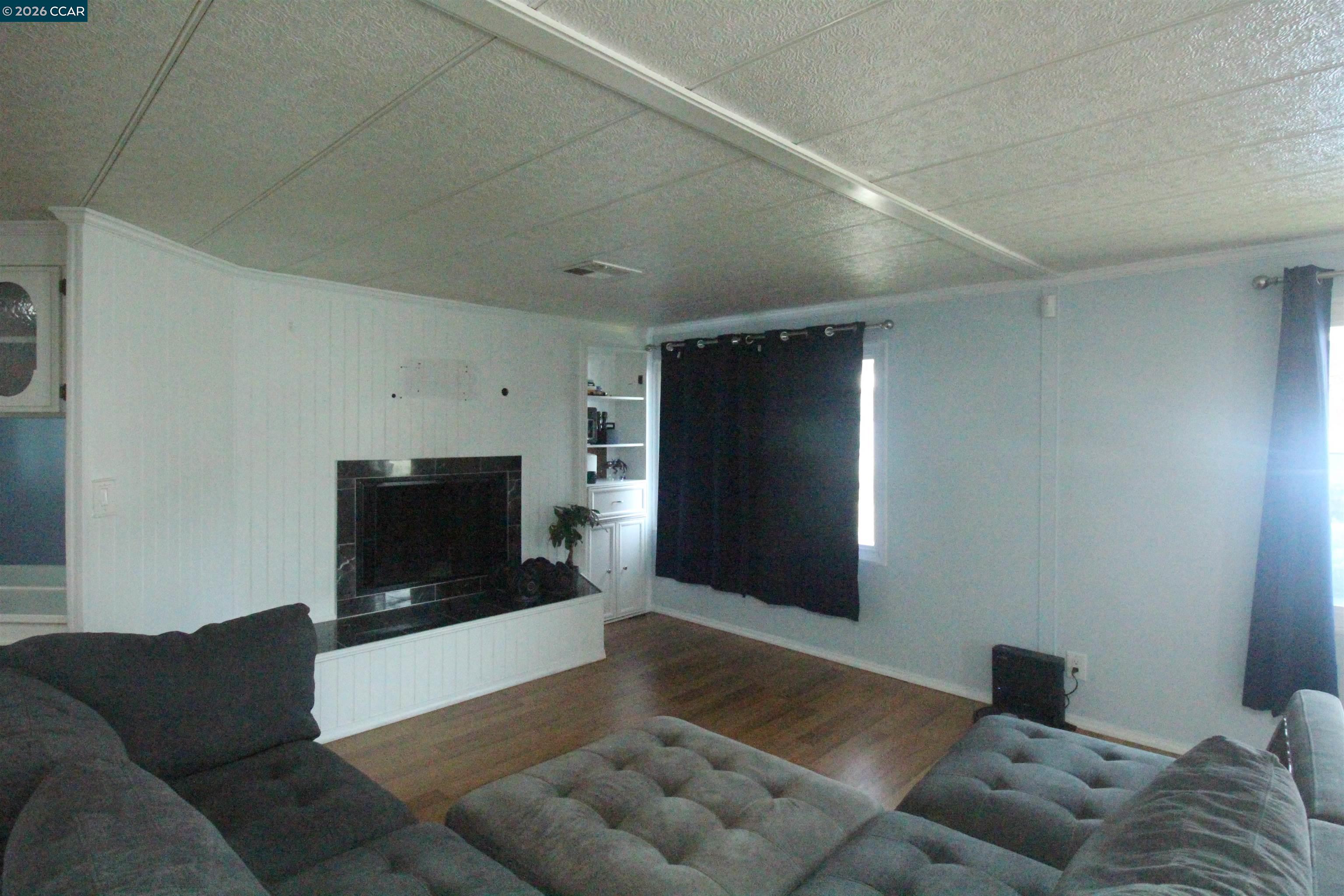 Detail Gallery Image 6 of 34 For 20 Terrace Drive #20,  Concord,  CA 94518 - 2 Beds | 2 Baths