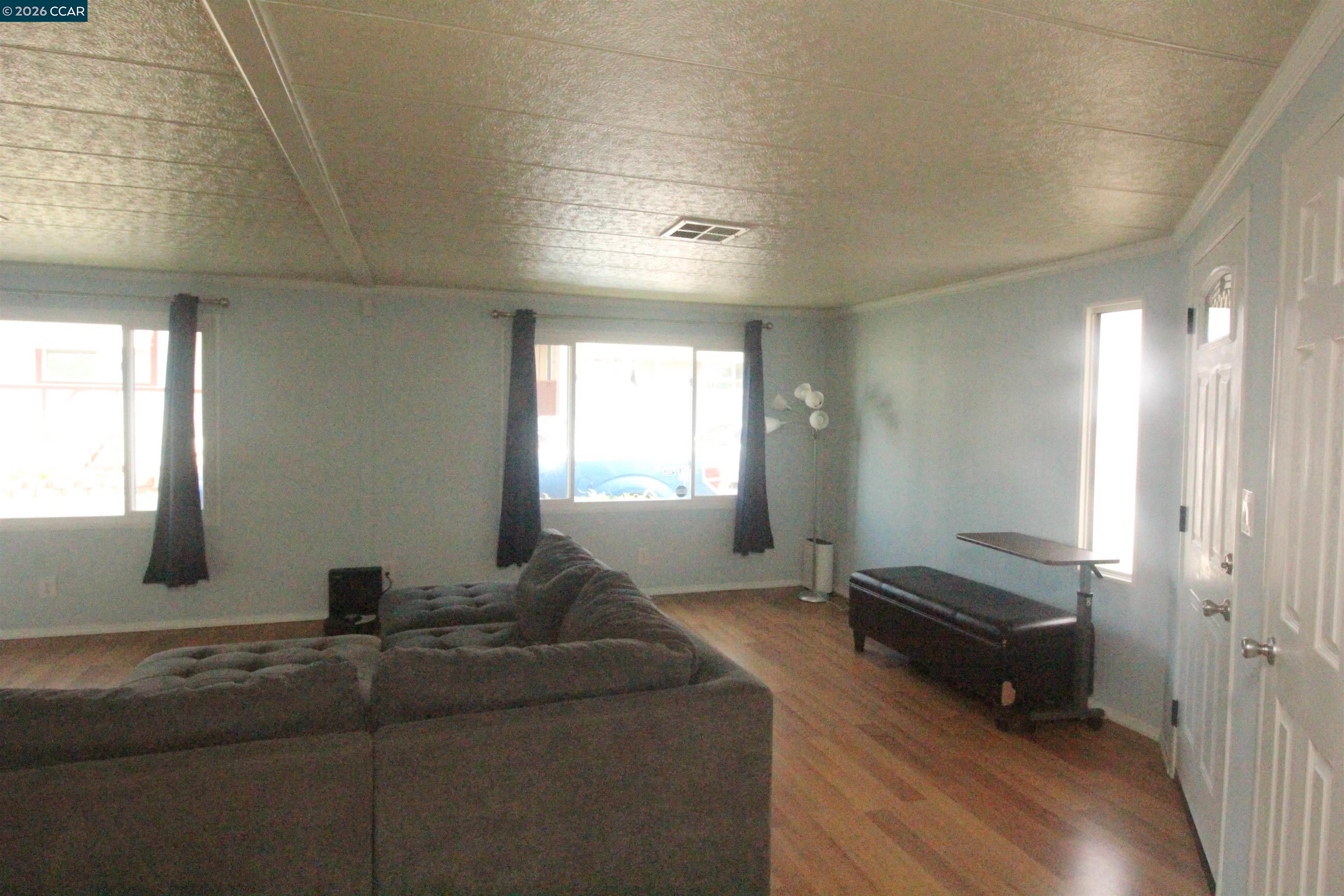 Detail Gallery Image 10 of 34 For 20 Terrace Drive #20,  Concord,  CA 94518 - 2 Beds | 2 Baths