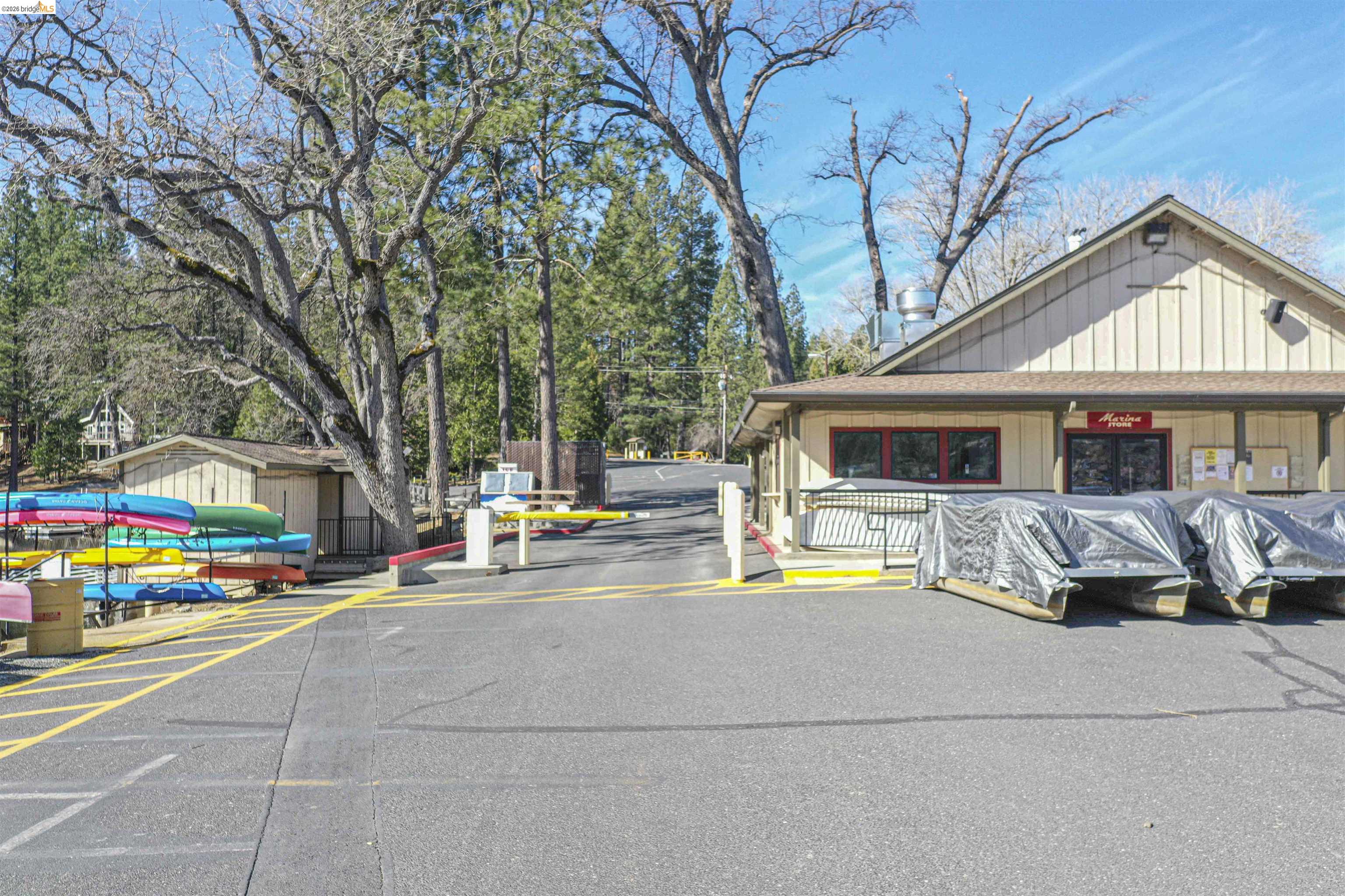 Detail Gallery Image 35 of 48 For 12690 Mueller Dr, Groveland,  CA 95321 - 3 Beds | 2 Baths