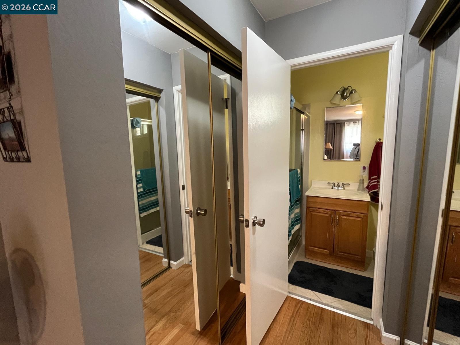 Detail Gallery Image 7 of 18 For 1078 via Enrico, San Lorenzo,  CA 94580 - 3 Beds | 2 Baths