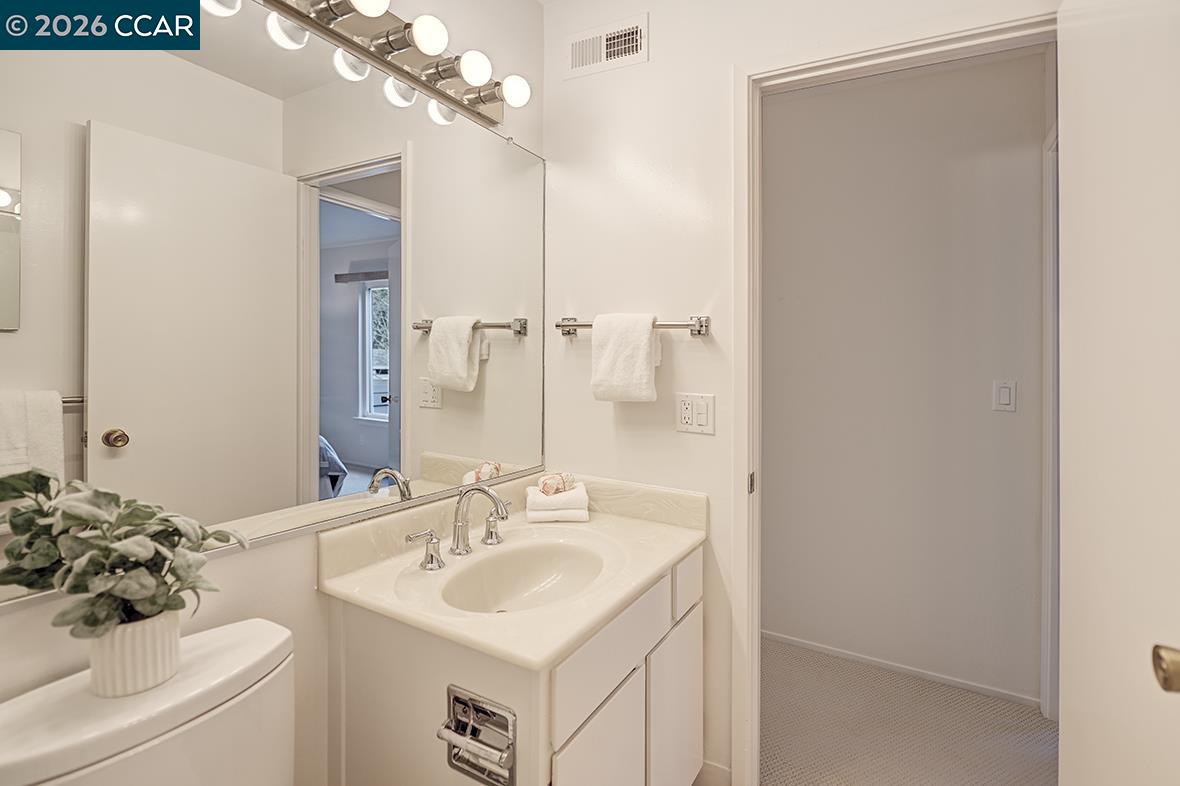 Photo #39: 41125568 Listing: Photo #39