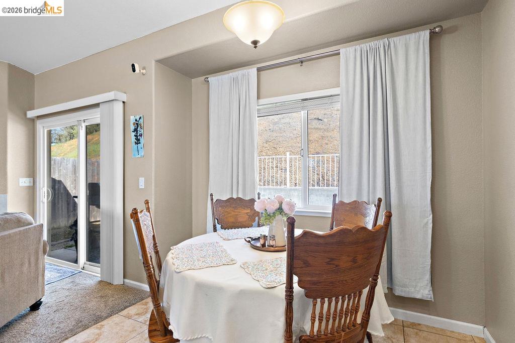 Detail Gallery Image 11 of 60 For 4955 Little John Rd, Copperopolis,  CA 95228 - 4 Beds | 2 Baths